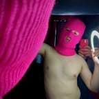 El PINK Mask Guy