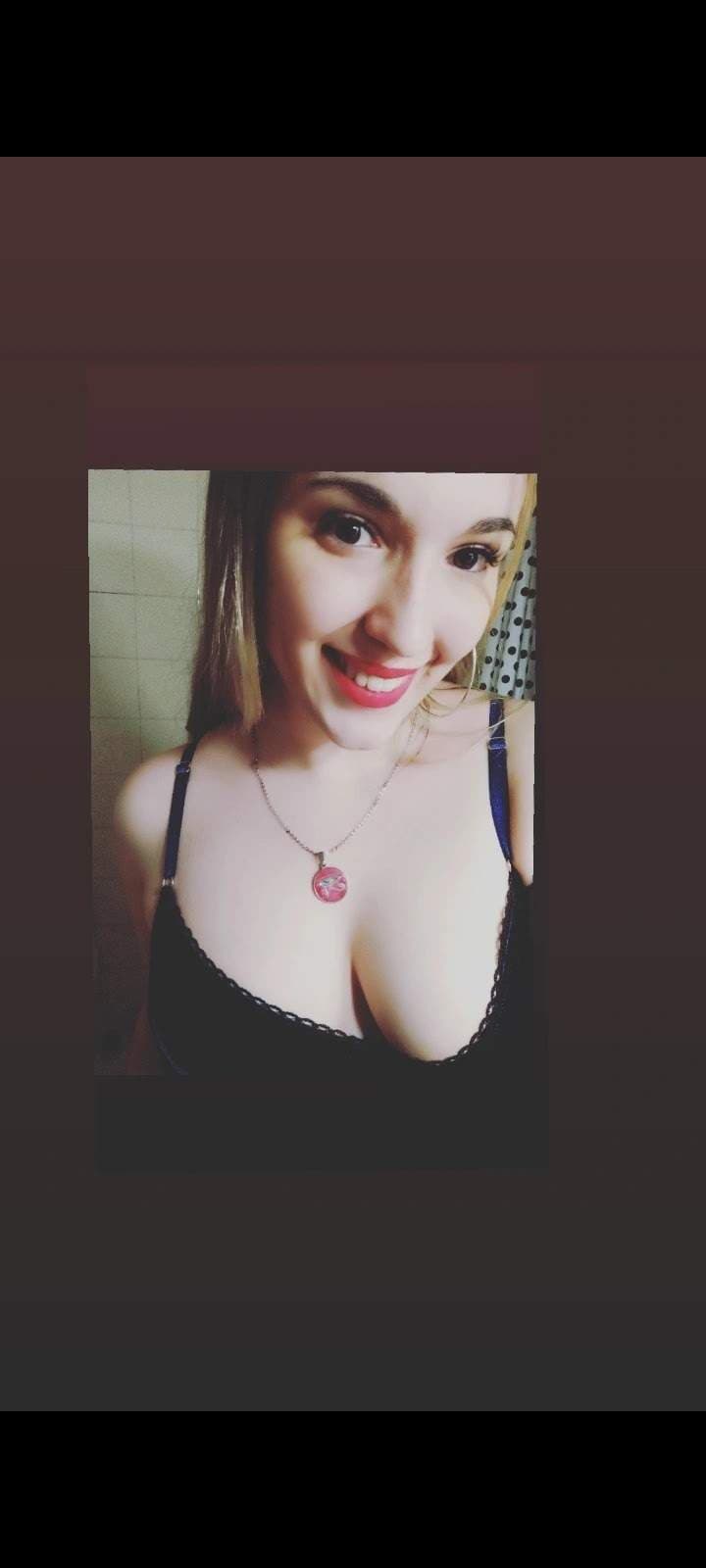 👄 So so 👄