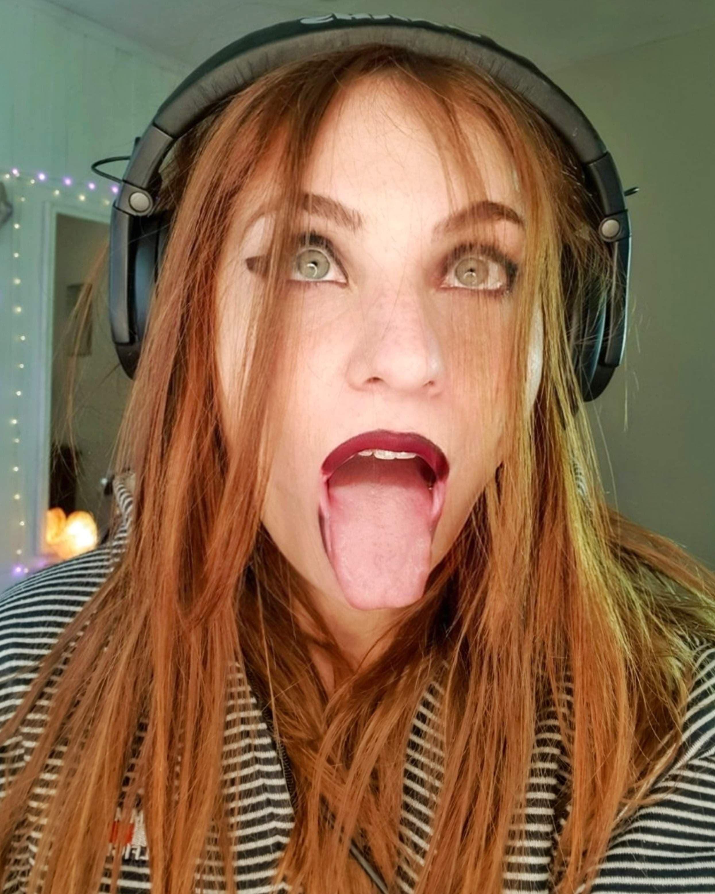 ★彡 SEXCHAT ONLINE 彡★ Cute Vampire Girl