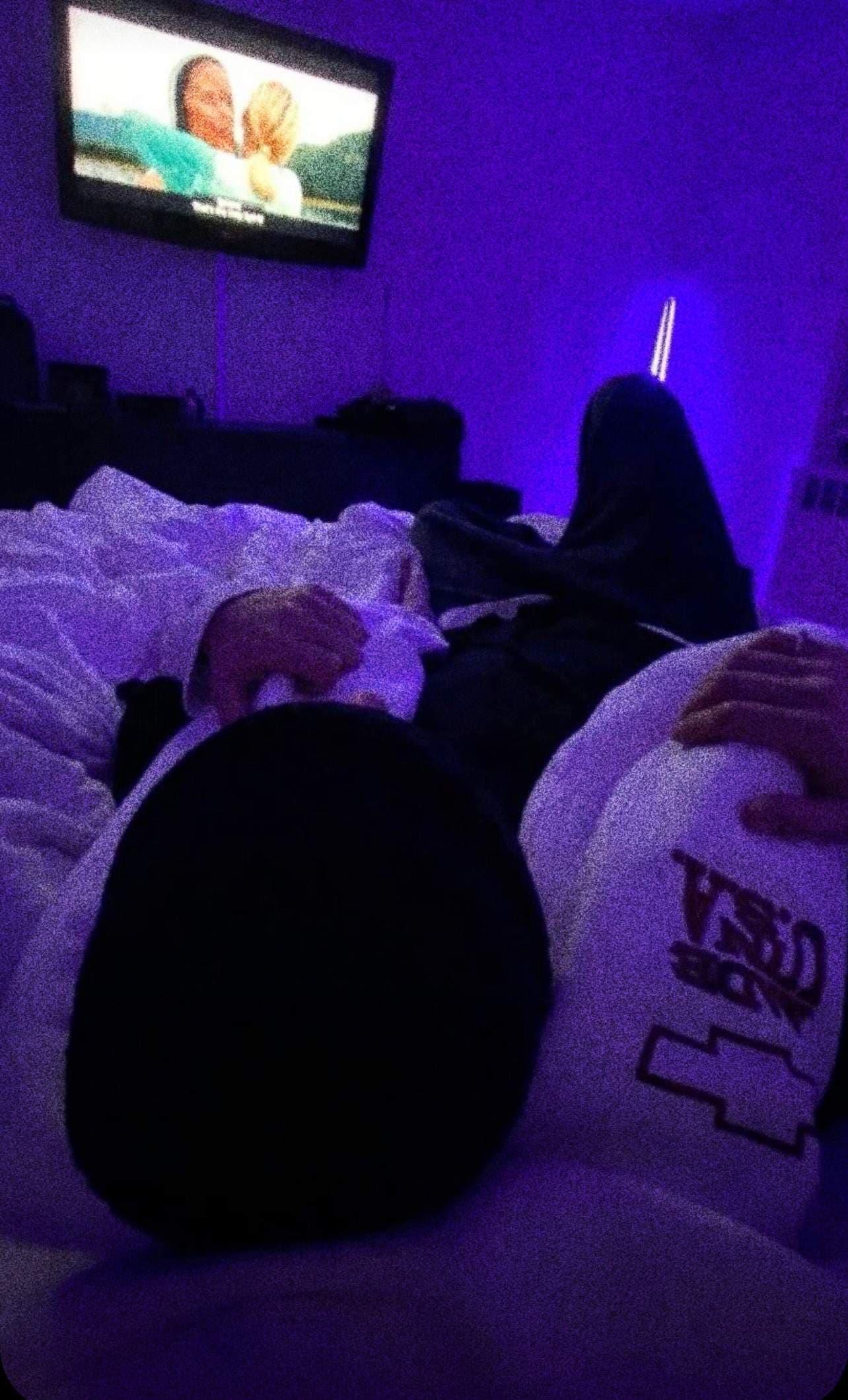 𝖛𝖊𝖗𝖘𝖊 𝖈𝖔𝖚𝖕𝖑𝖊👽