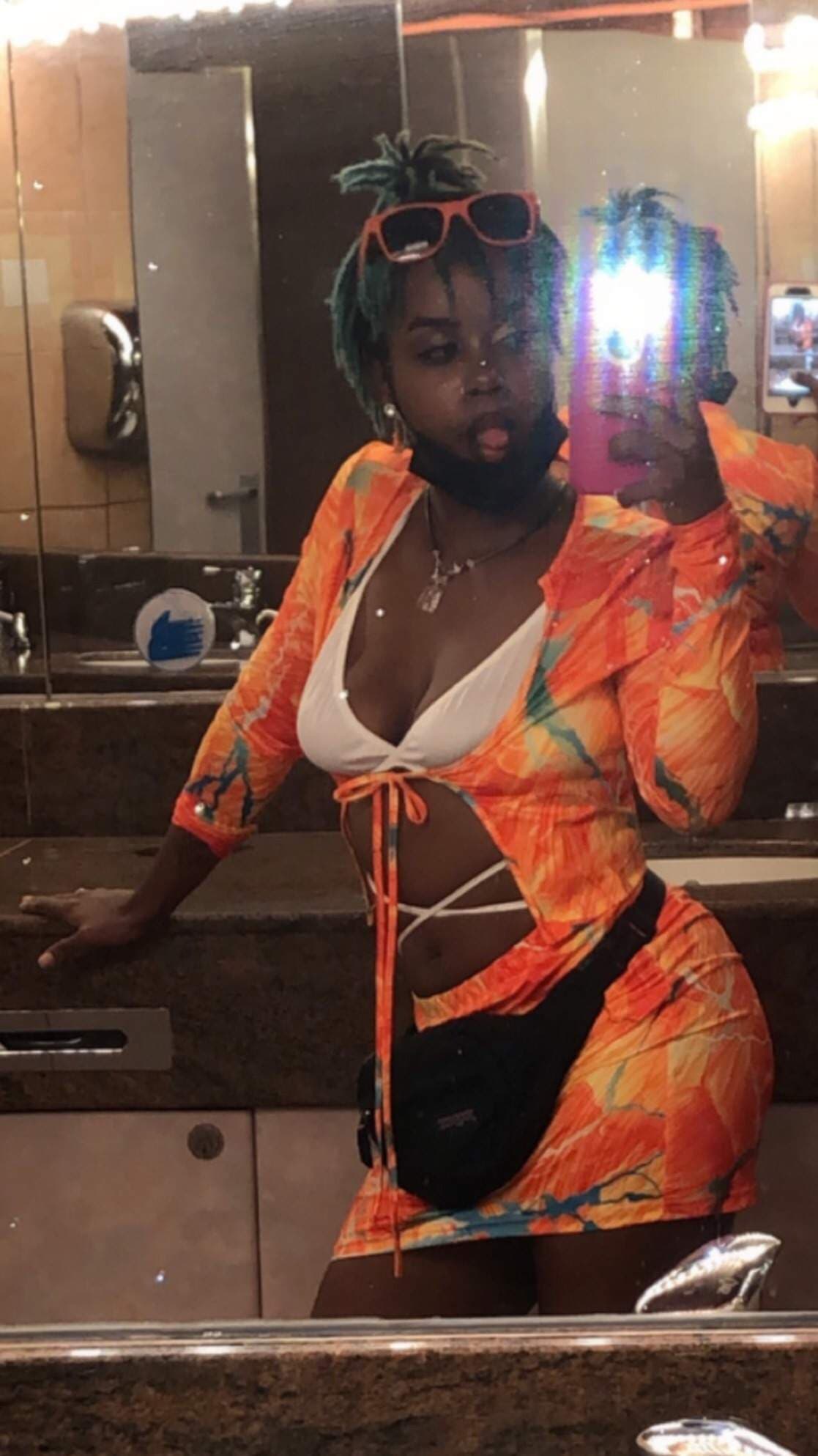 𝓝𝓪𝓳𝓪 𝔻𝕒𝔻𝕚𝕔𝕔ℝ𝕚𝕕𝕚𝕟 𝕊𝕖𝕟𝕤𝕚 🥷🏾🤸🏾♀️💦