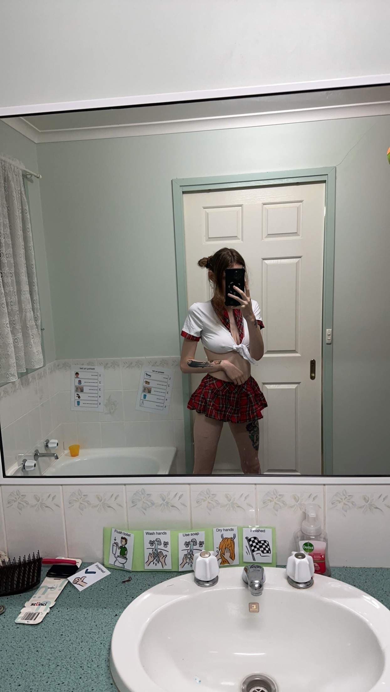 Em