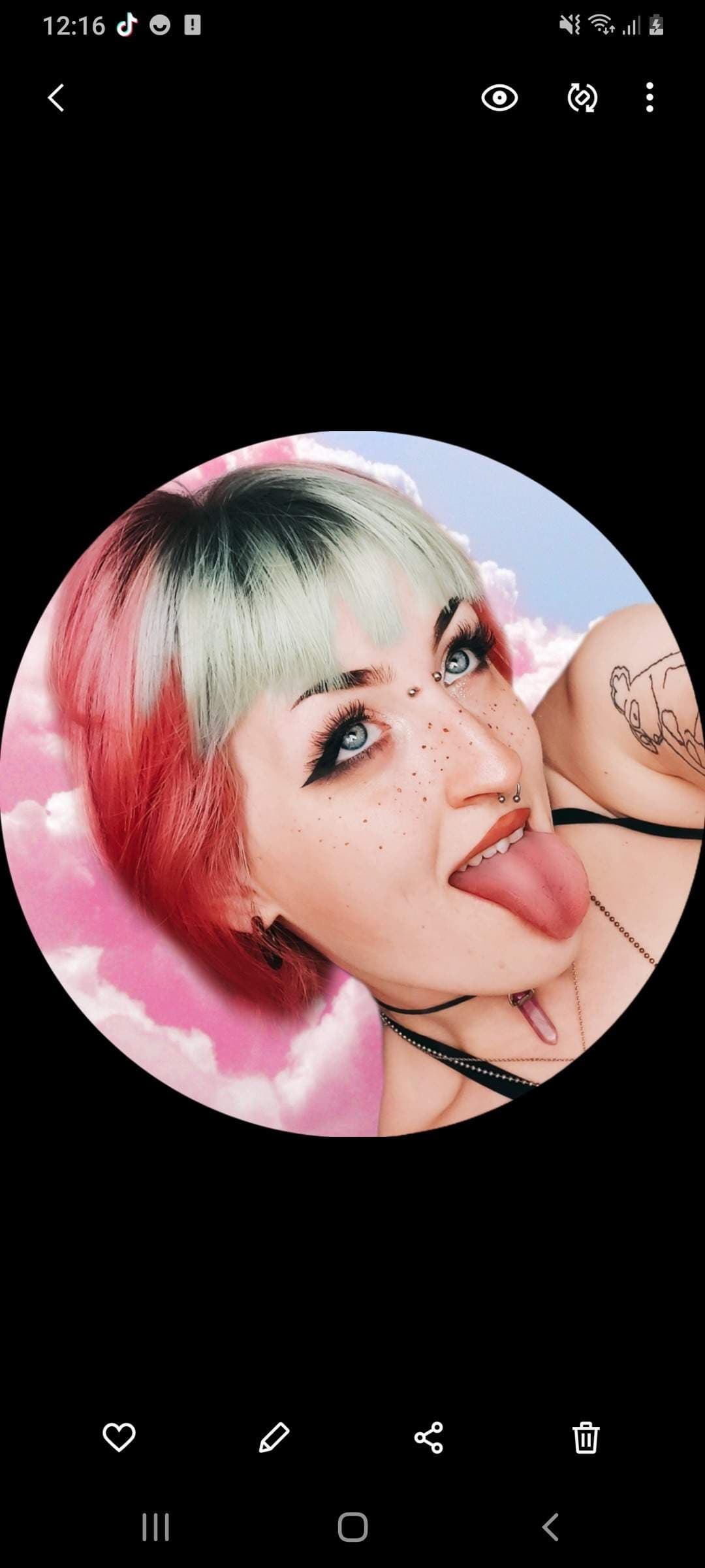 💦 𝙿𝚑𝚎𝚘𝚋𝚎 💕 is h0rny • 50% SALE