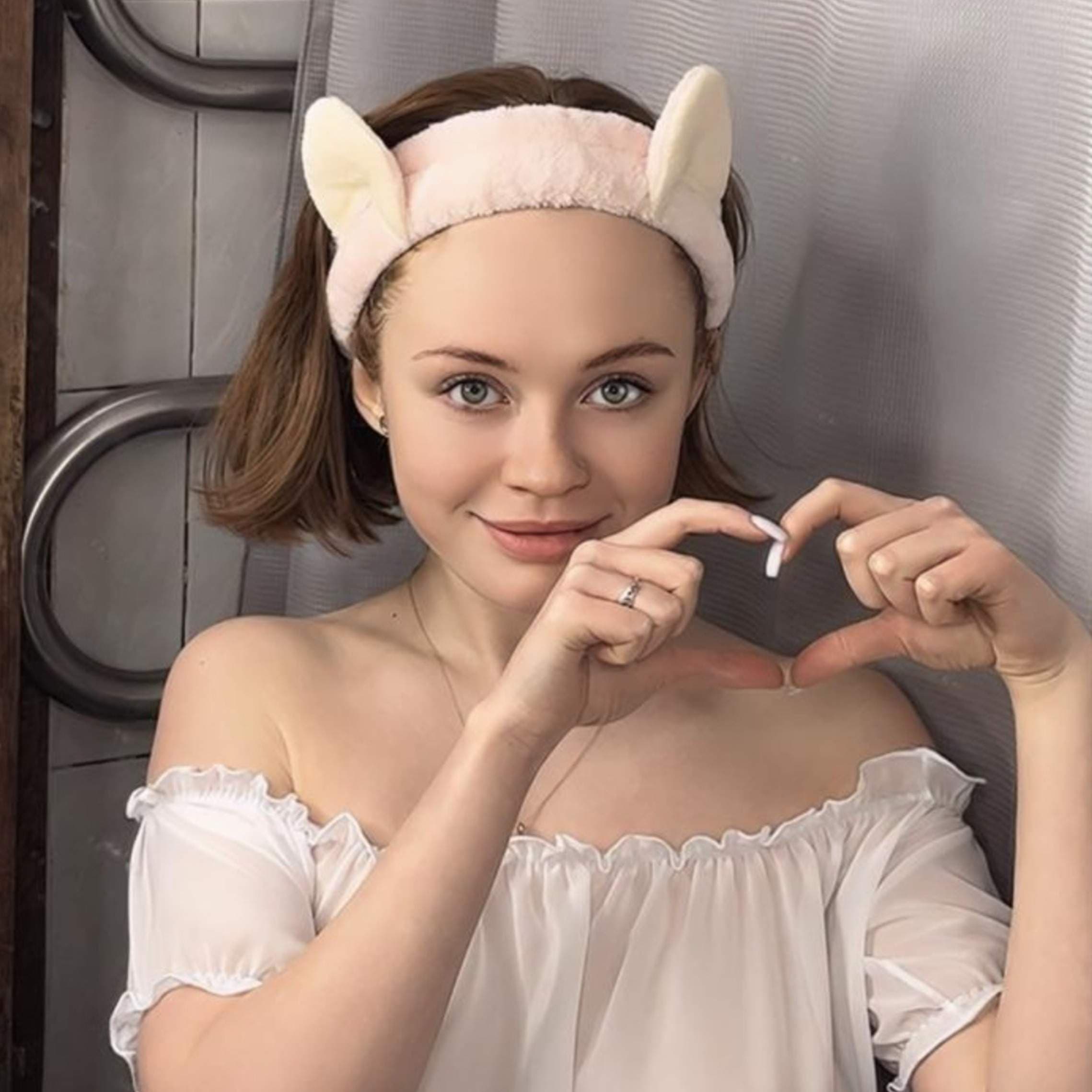 🦄Anny VIP🦄 19 y.o. BUSTY student girl