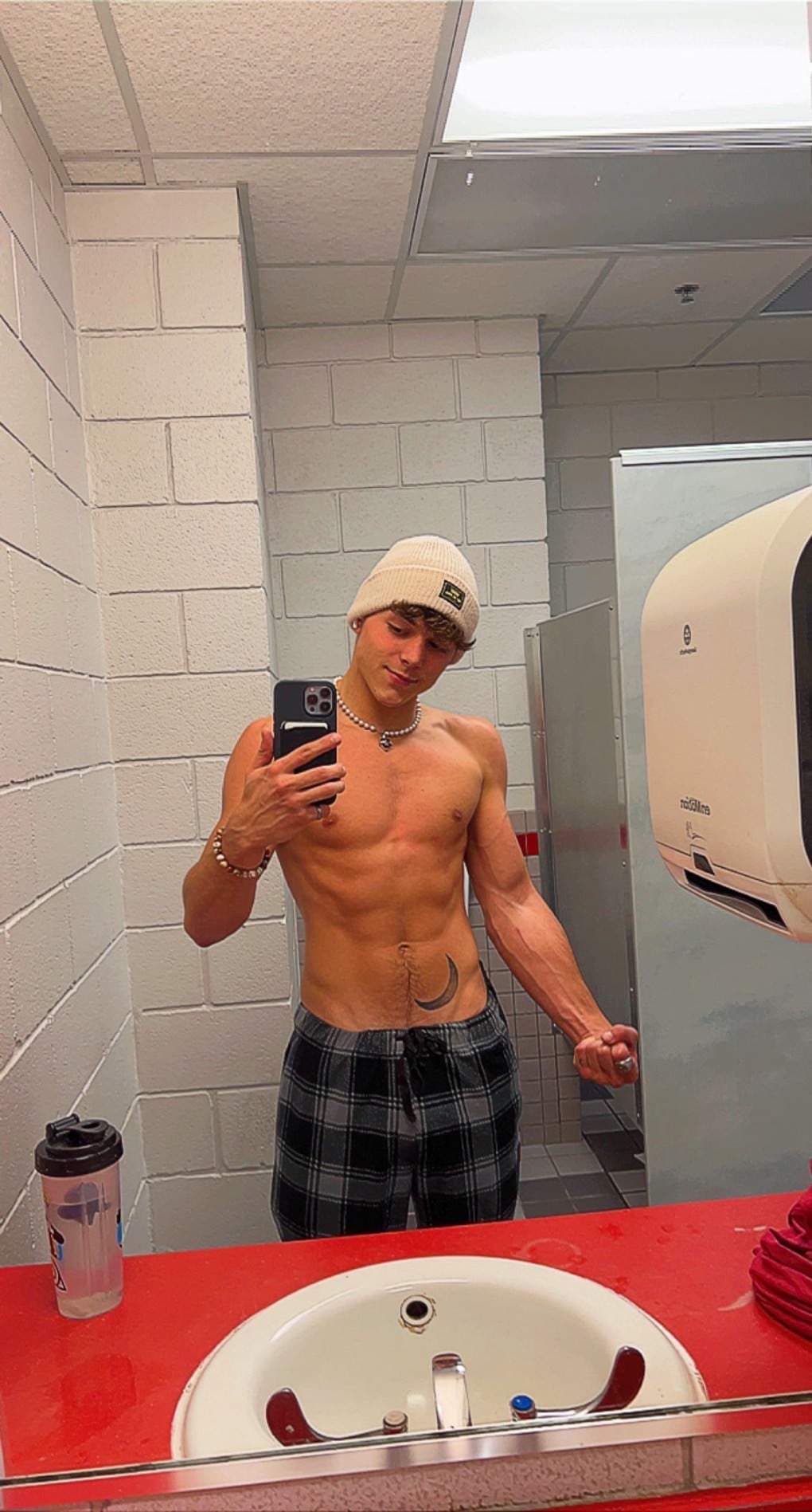 Alec Moore