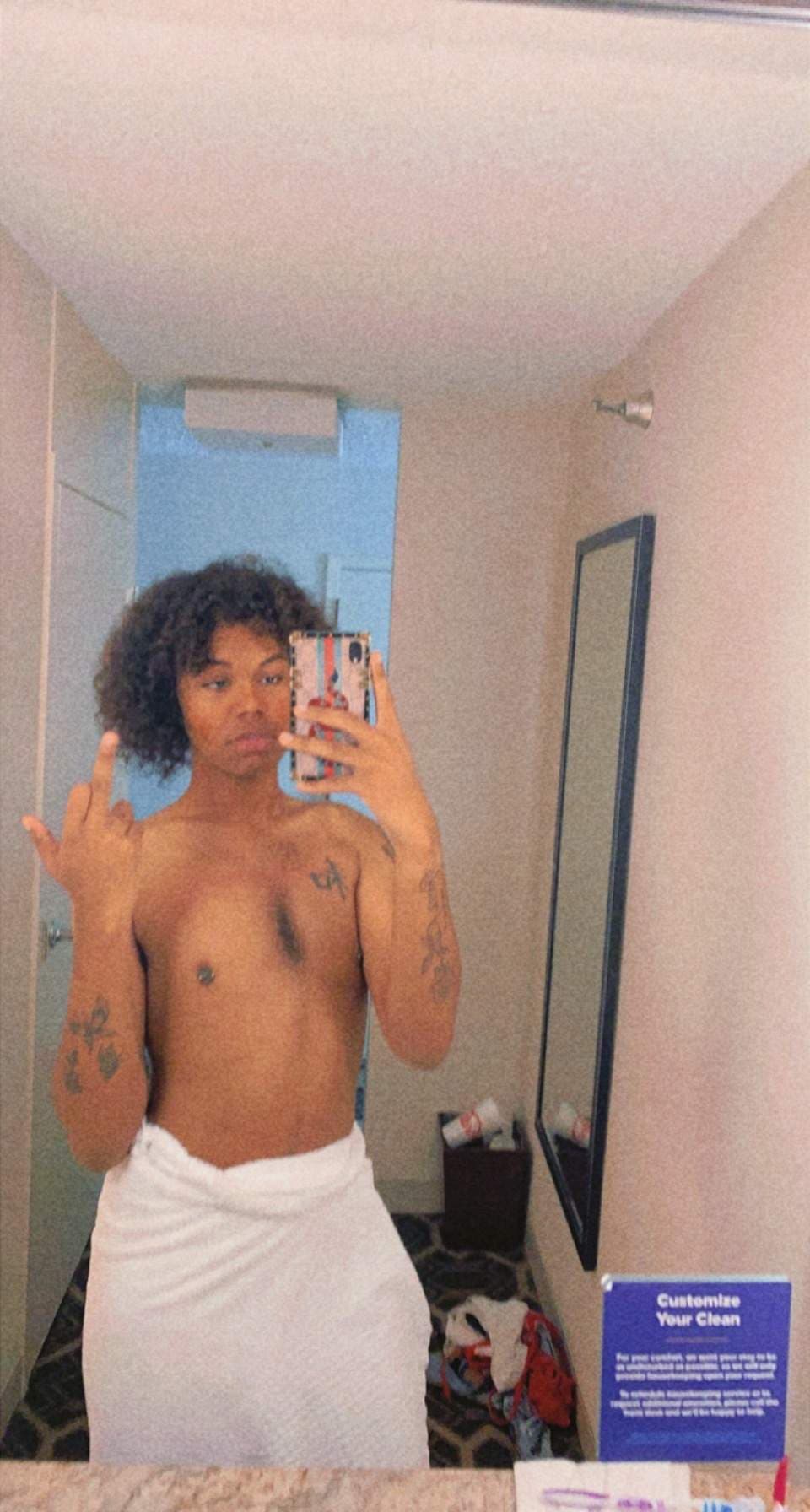 Derrick 🥵