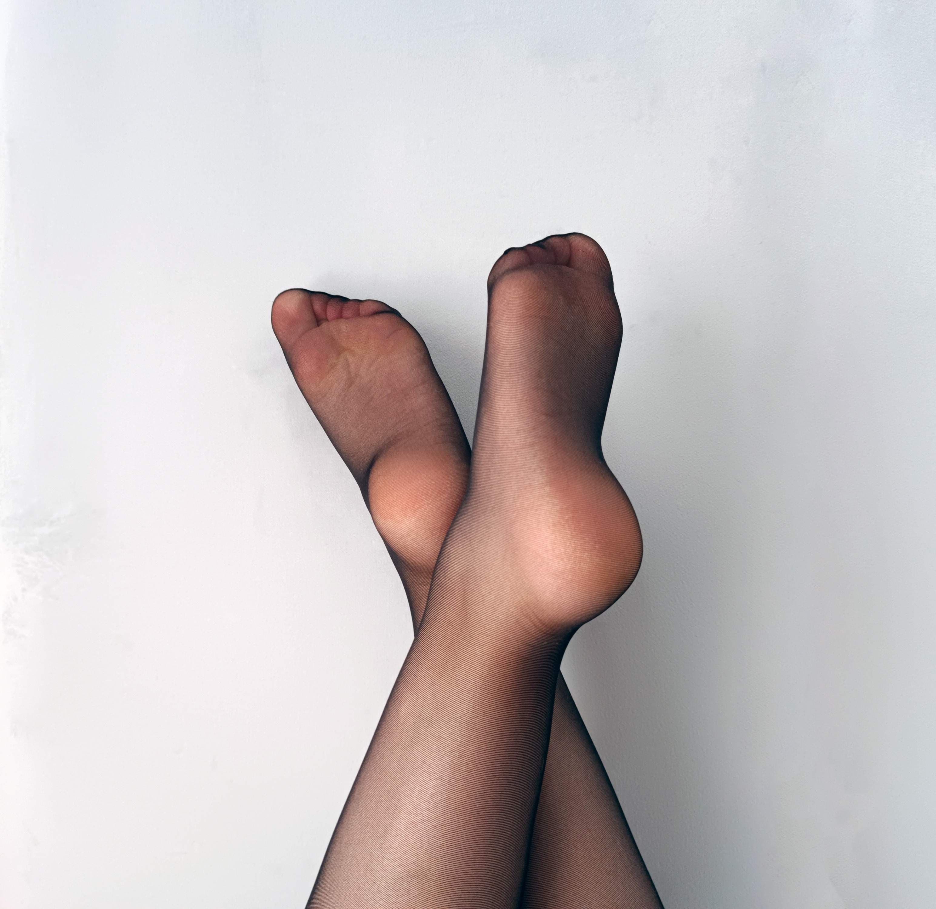Daisy Feet