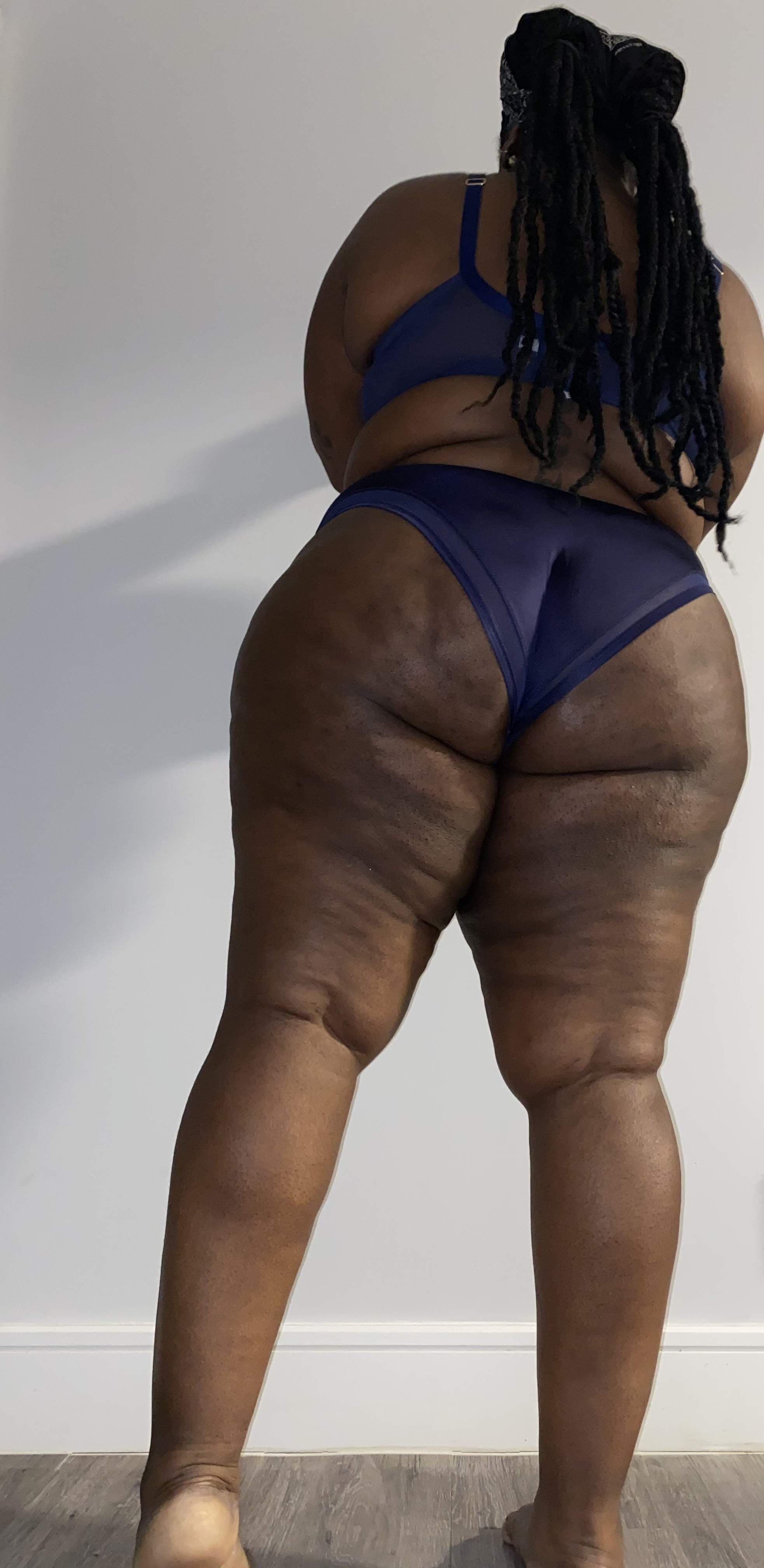Noni Dark