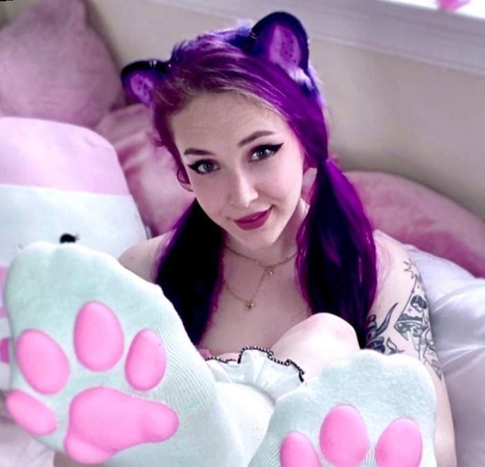𝗰𝗹𝗮𝗿𝘆 ☁️🎀🧸