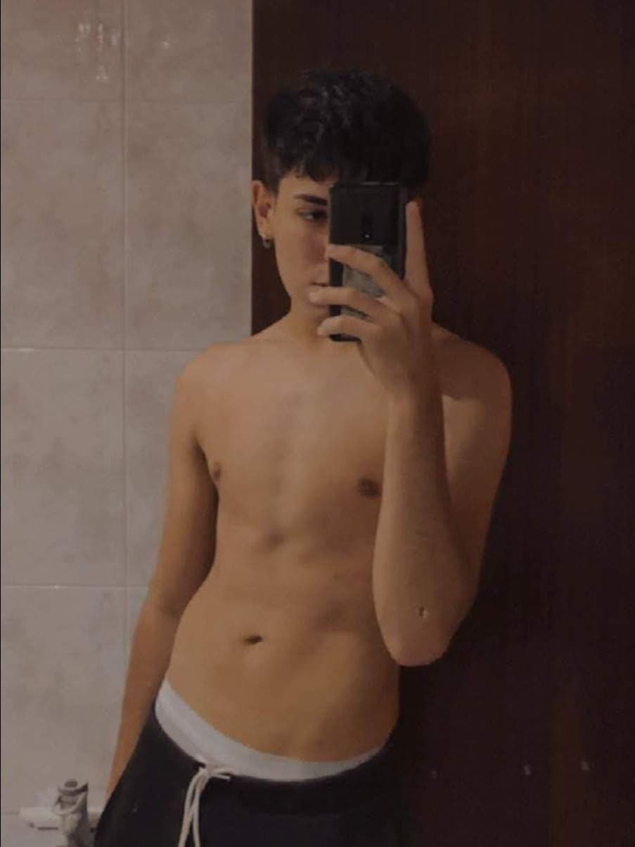 𝑴𝒂𝒙 𝑪𝒚𝒂𝒏 👑