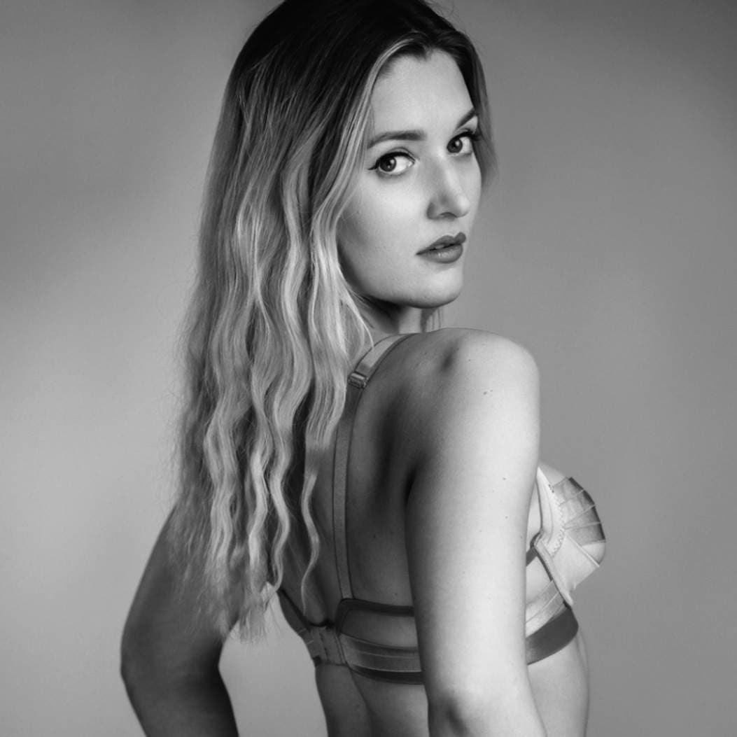 Niki Mills