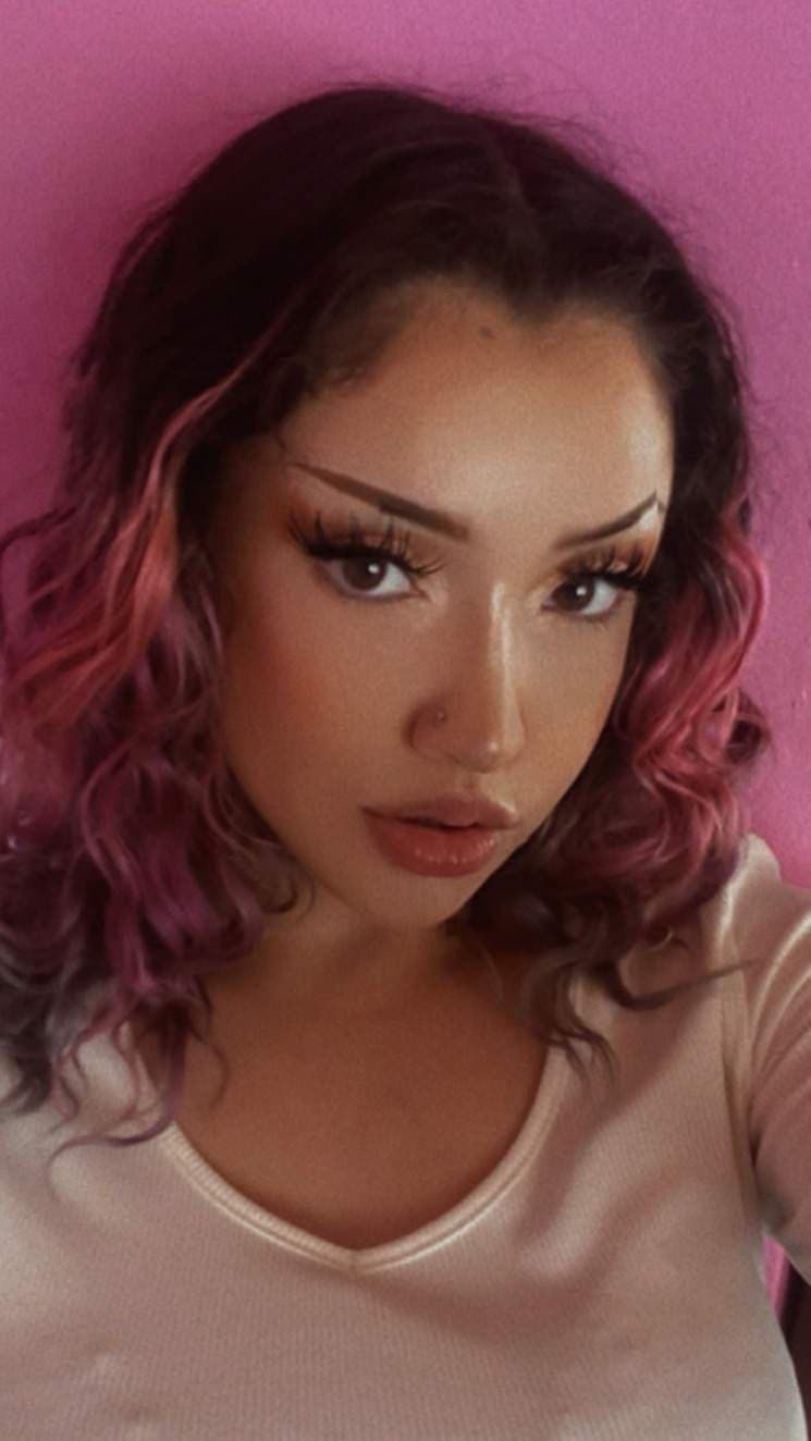 𝐵𝑎𝑟𝑏𝑖𝑒💗