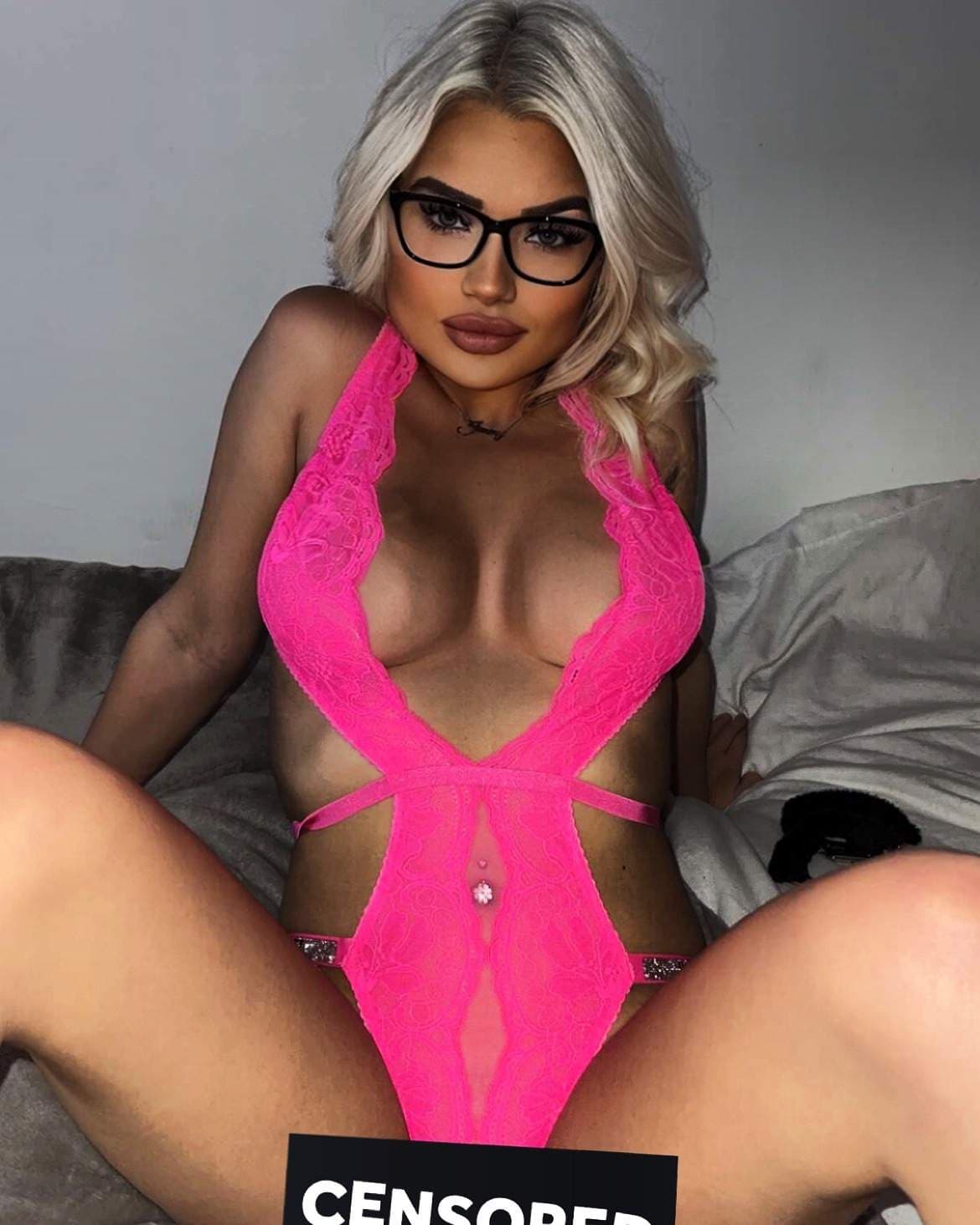 KellaBella