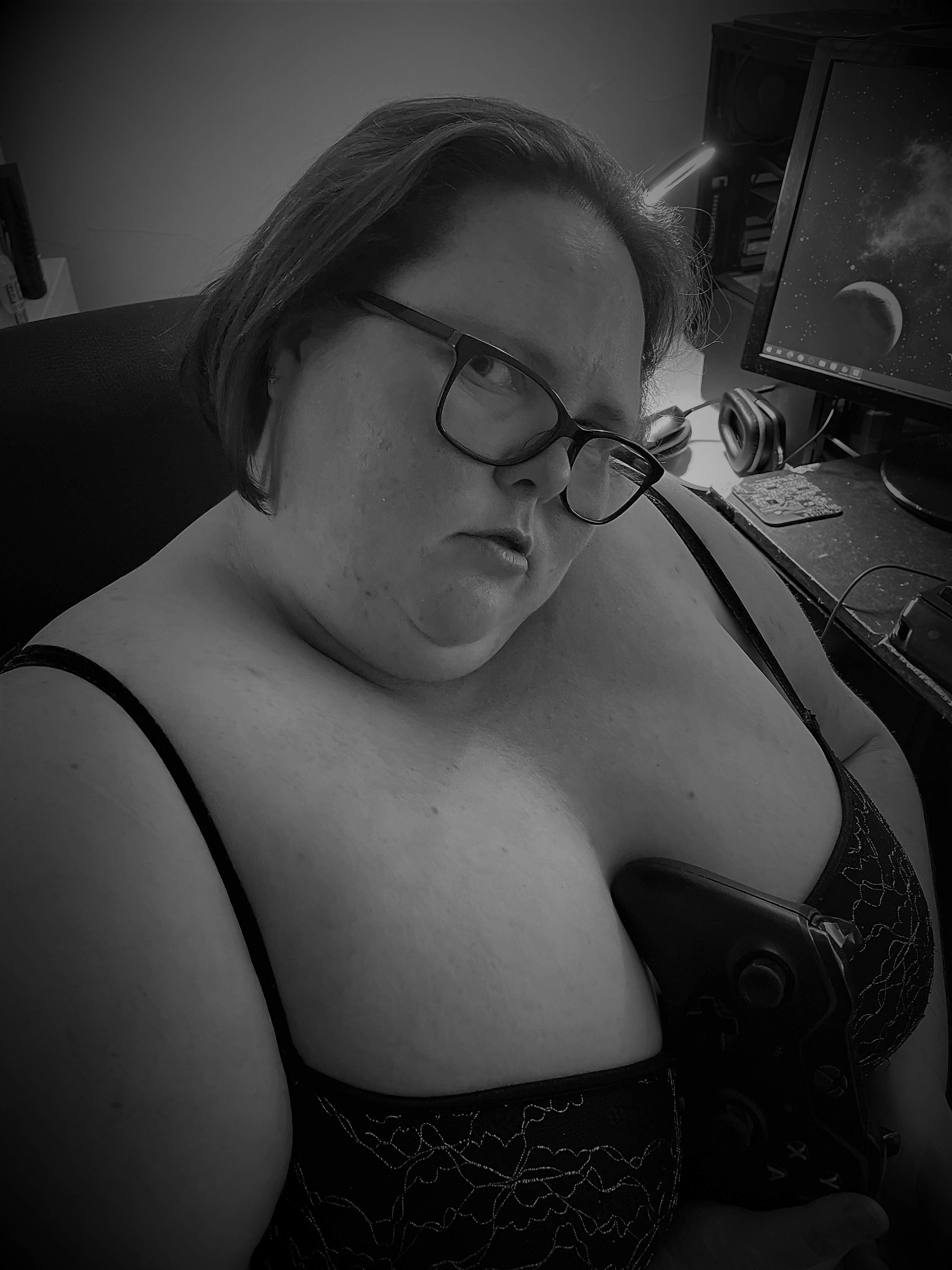 Red and Bubbly BBW