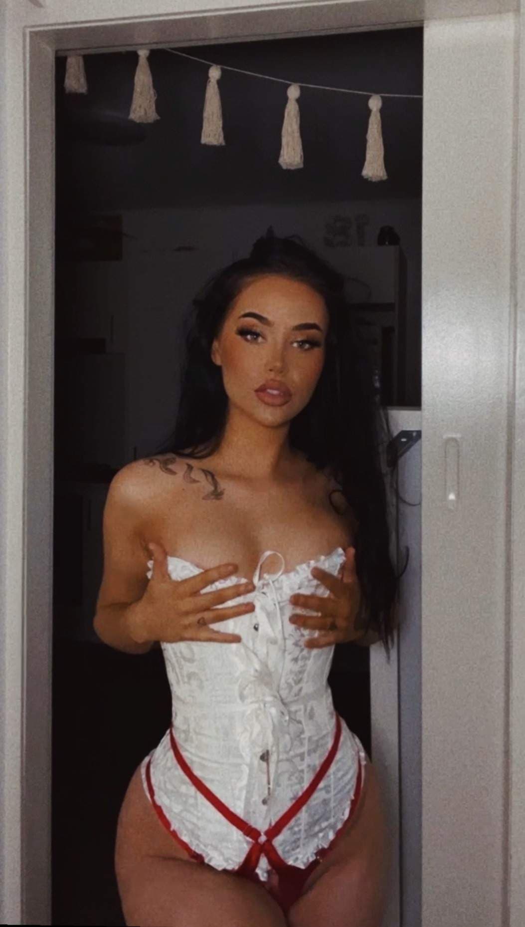 Rhi ♥️
