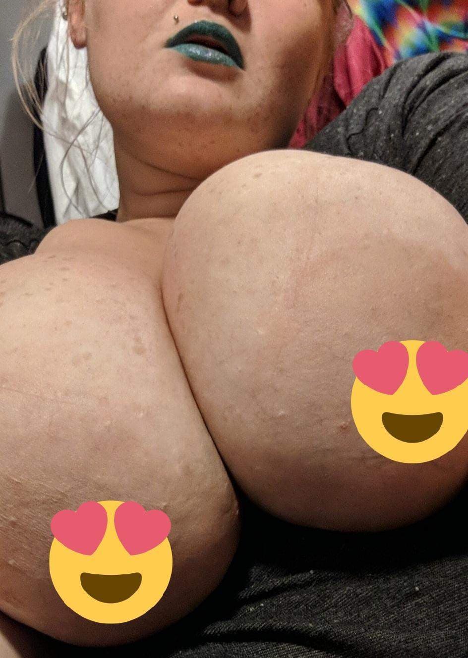 Ashton's Fetish Desires