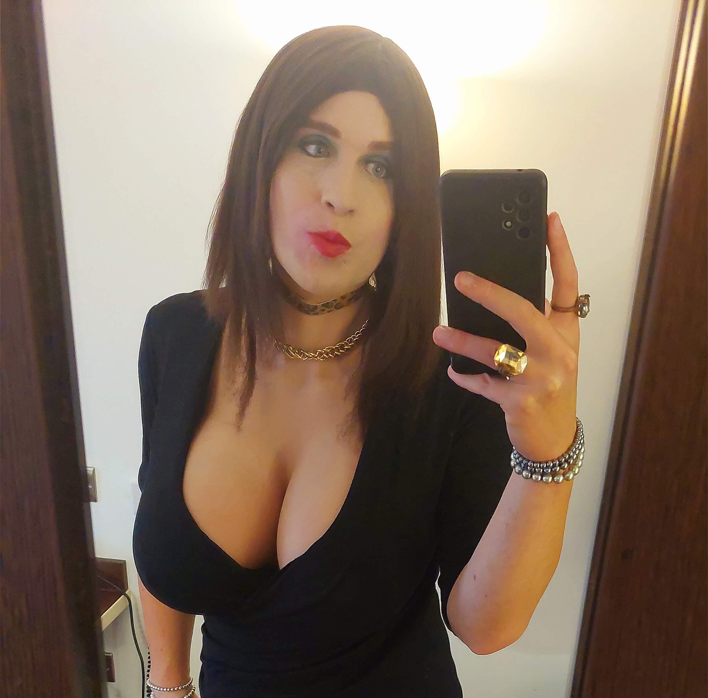 Yolana UK