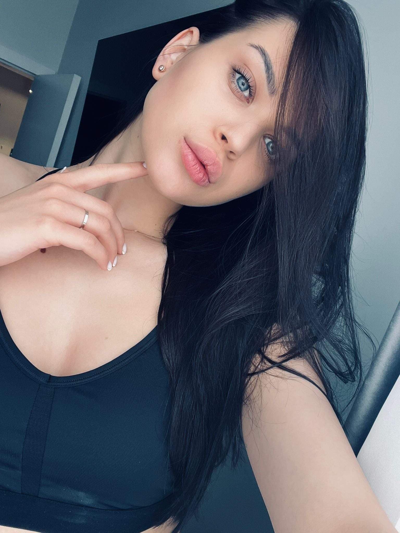 Lia Rain Vip