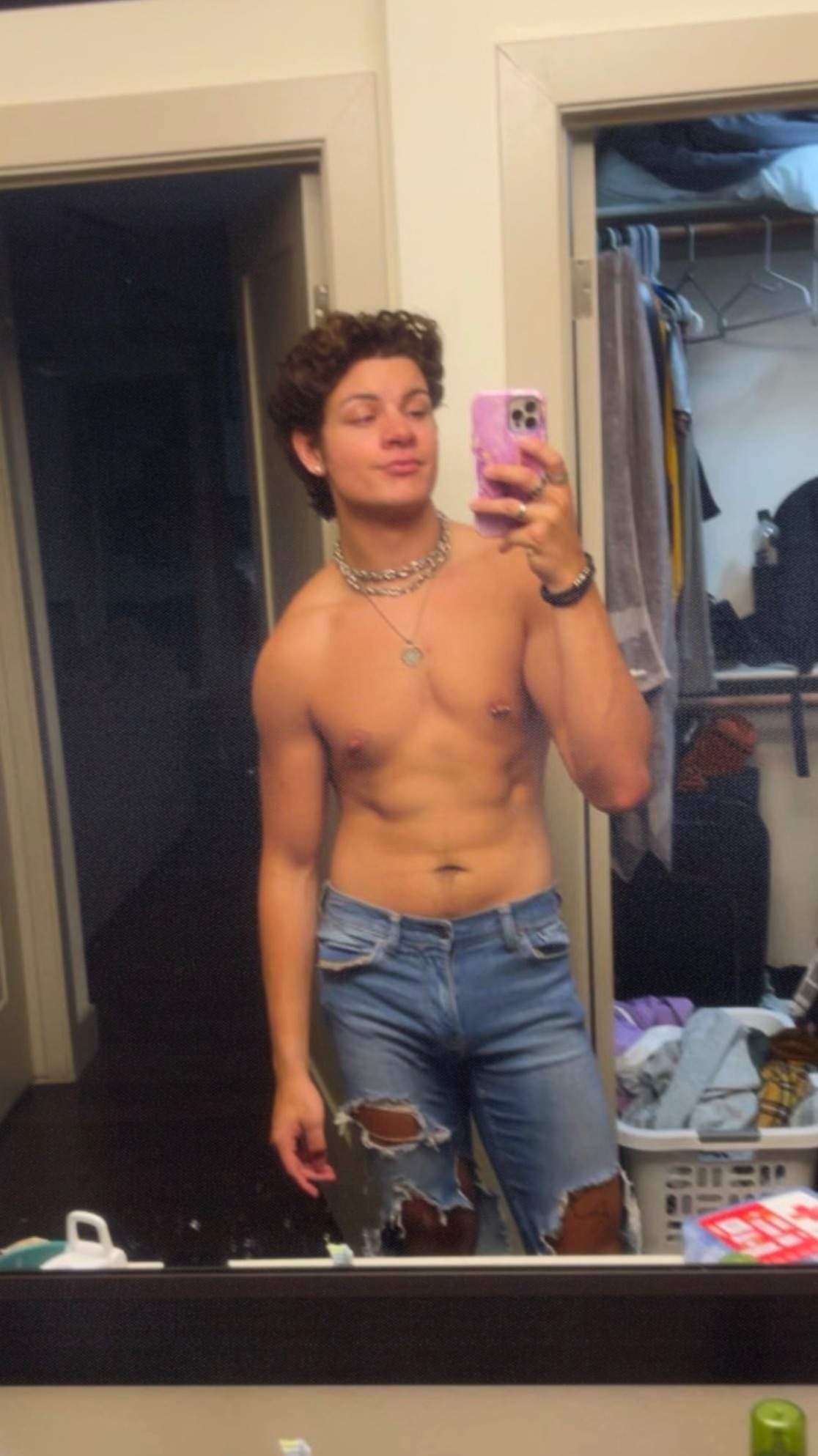 FRAT HOLE (18+)