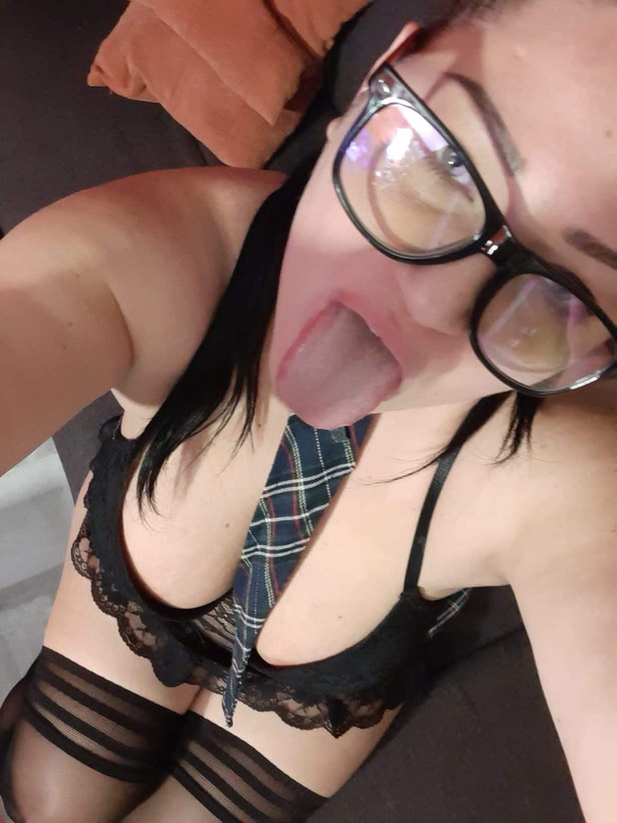Kinky Myra