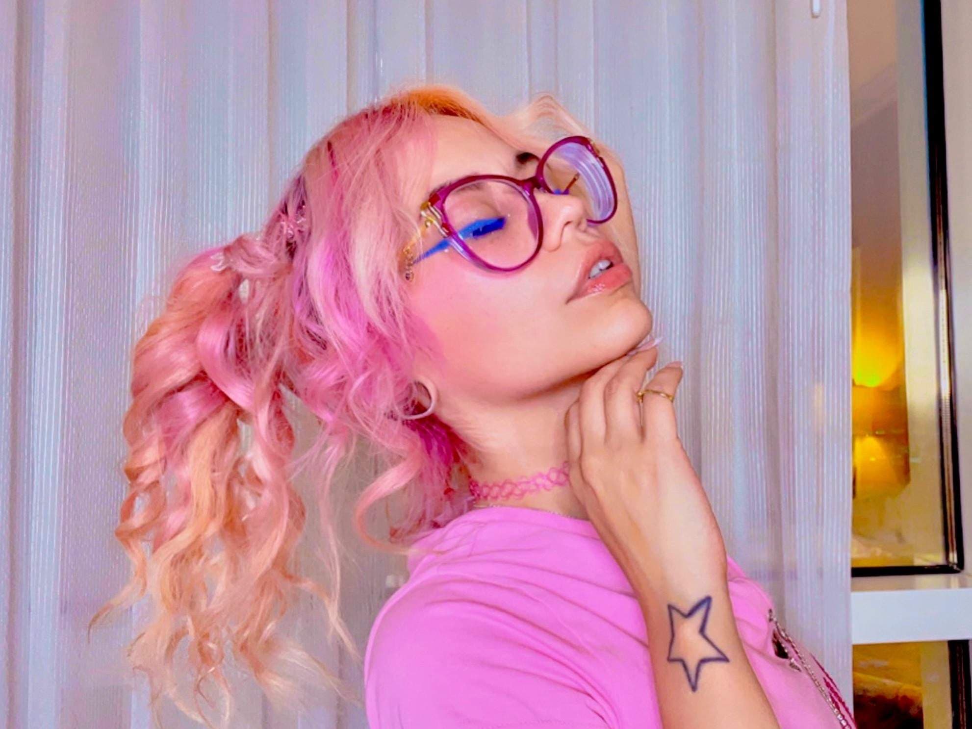 Mia ♉️