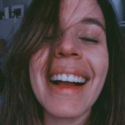 Tia Cheska 🍟
