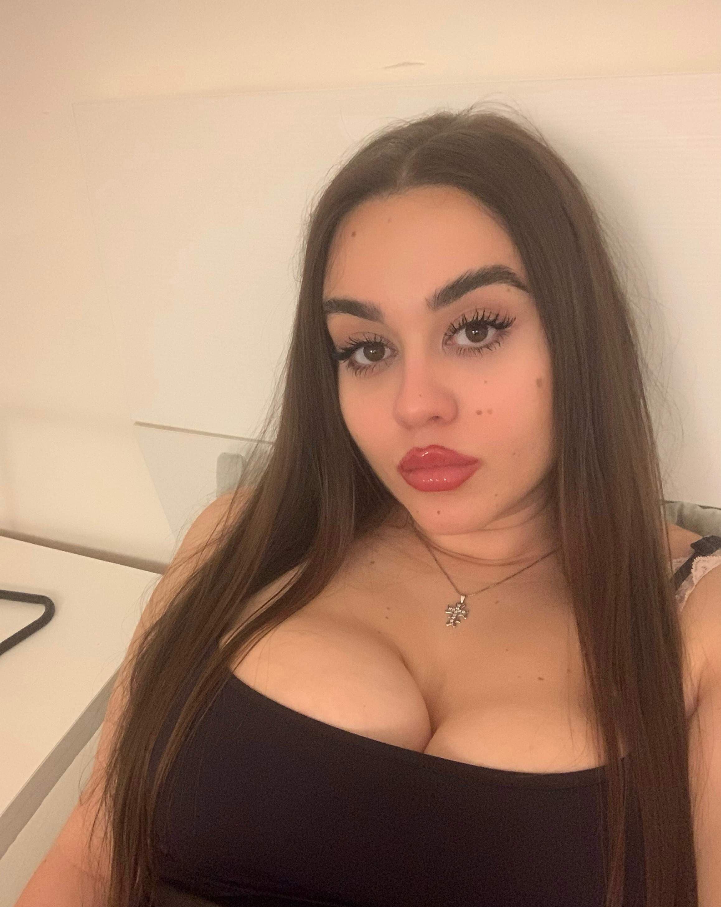 Bambi Eyes