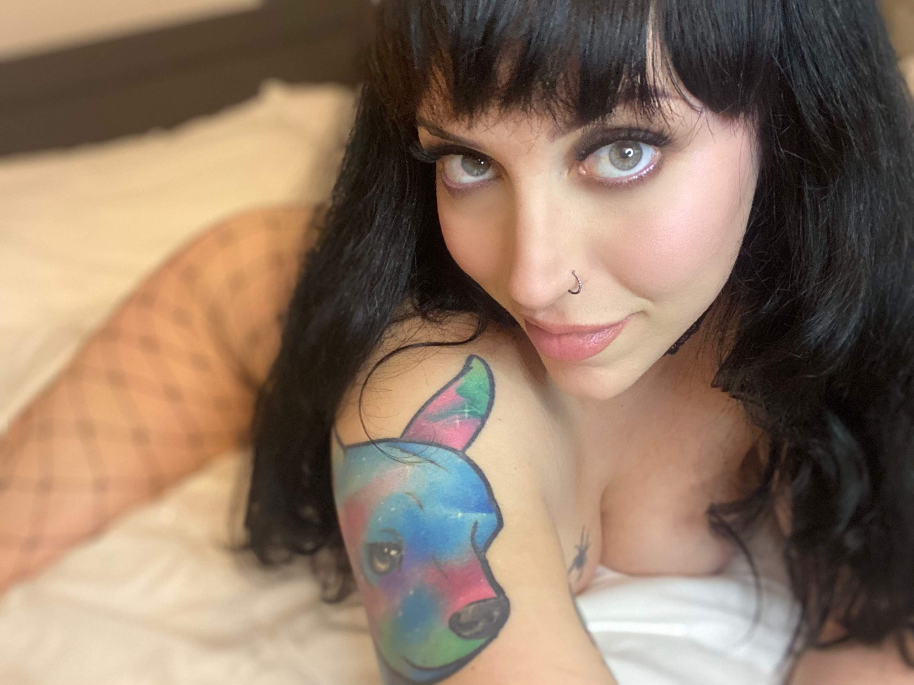 Shayla Fae 🧚🏻♀️🖤🔮