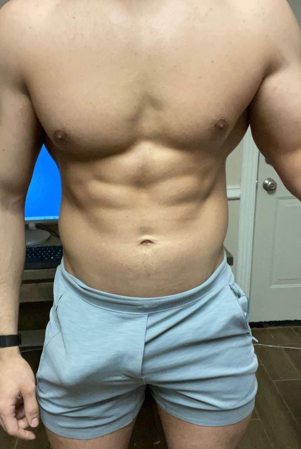 WellHungBiGuy