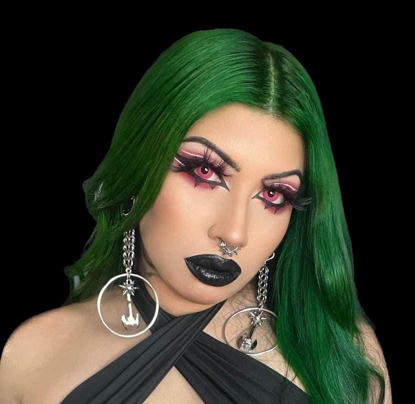𝕯𝖊𝖛𝖎𝖑 𝕲𝖎𝖗𝖑