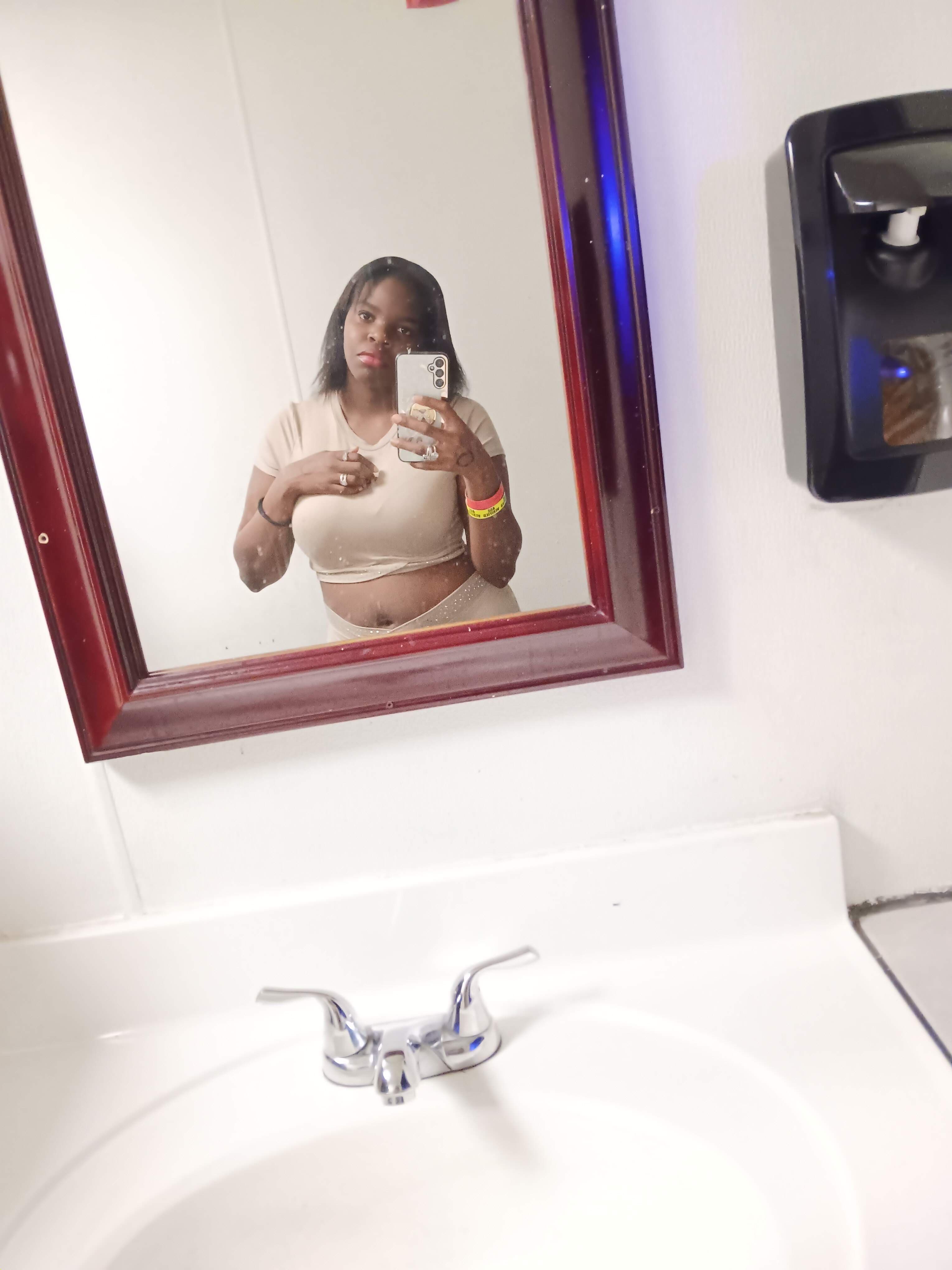 Thickums2215