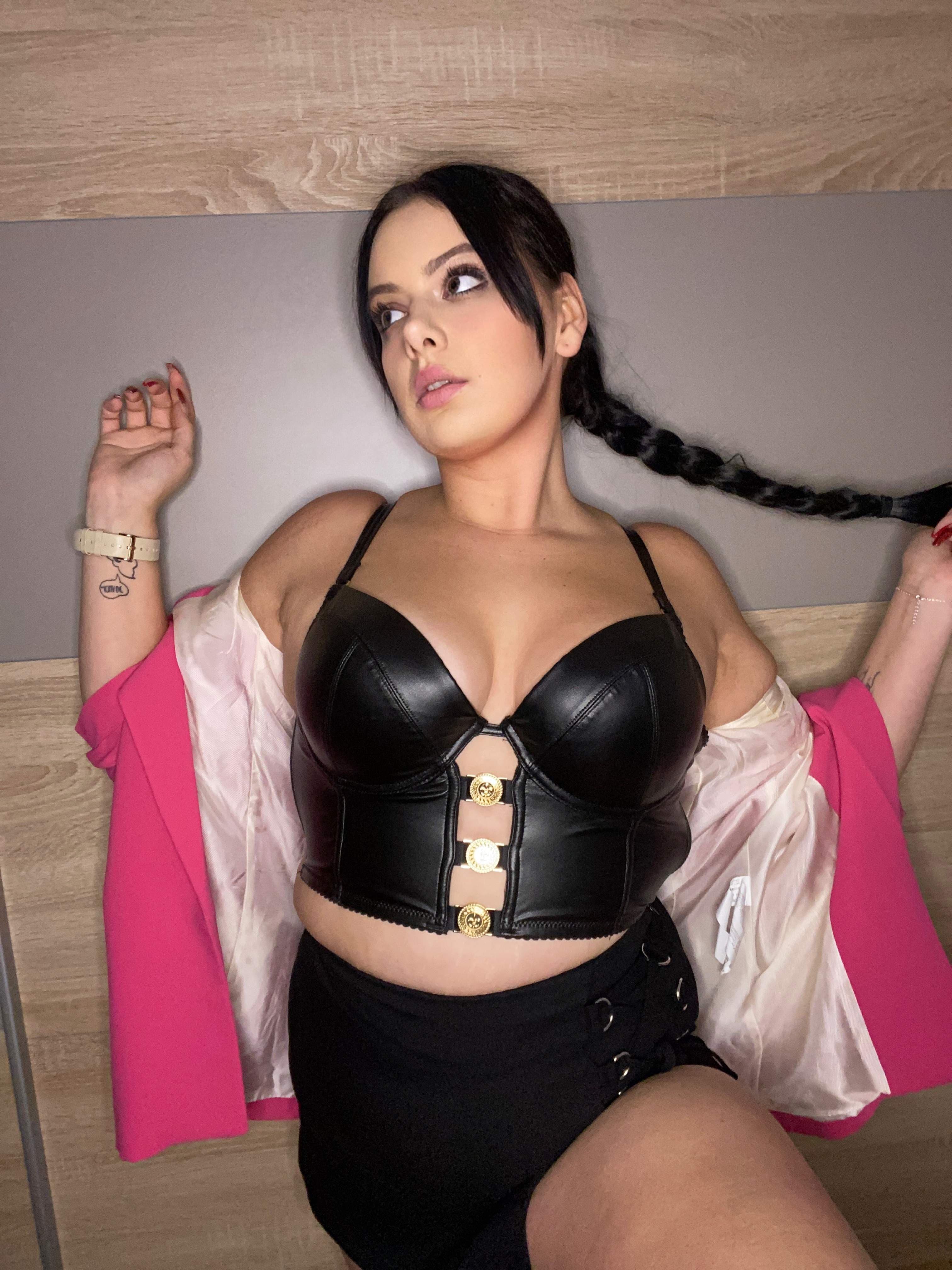 Abby Blaire🦭