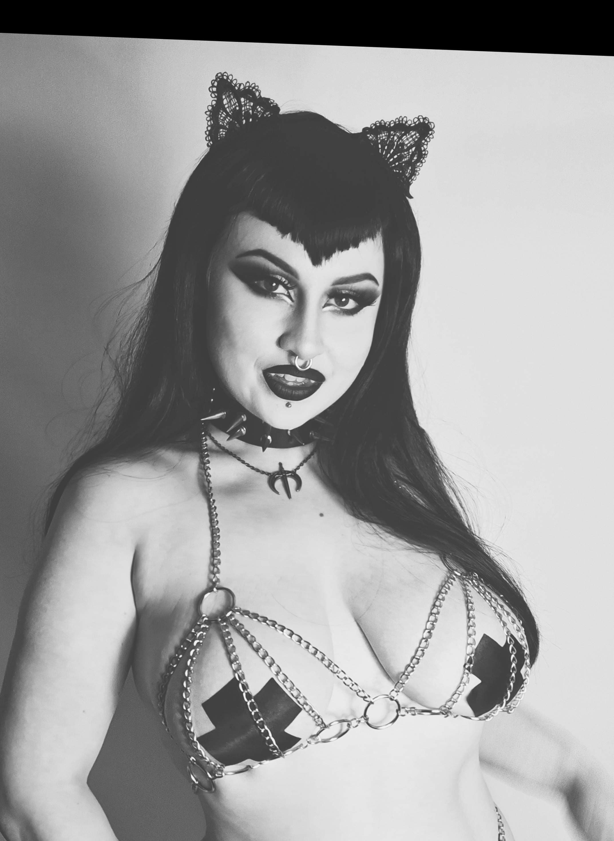 🌙𝕸𝖆𝖓𝖓𝖆 𝕸𝖔𝖔𝖓