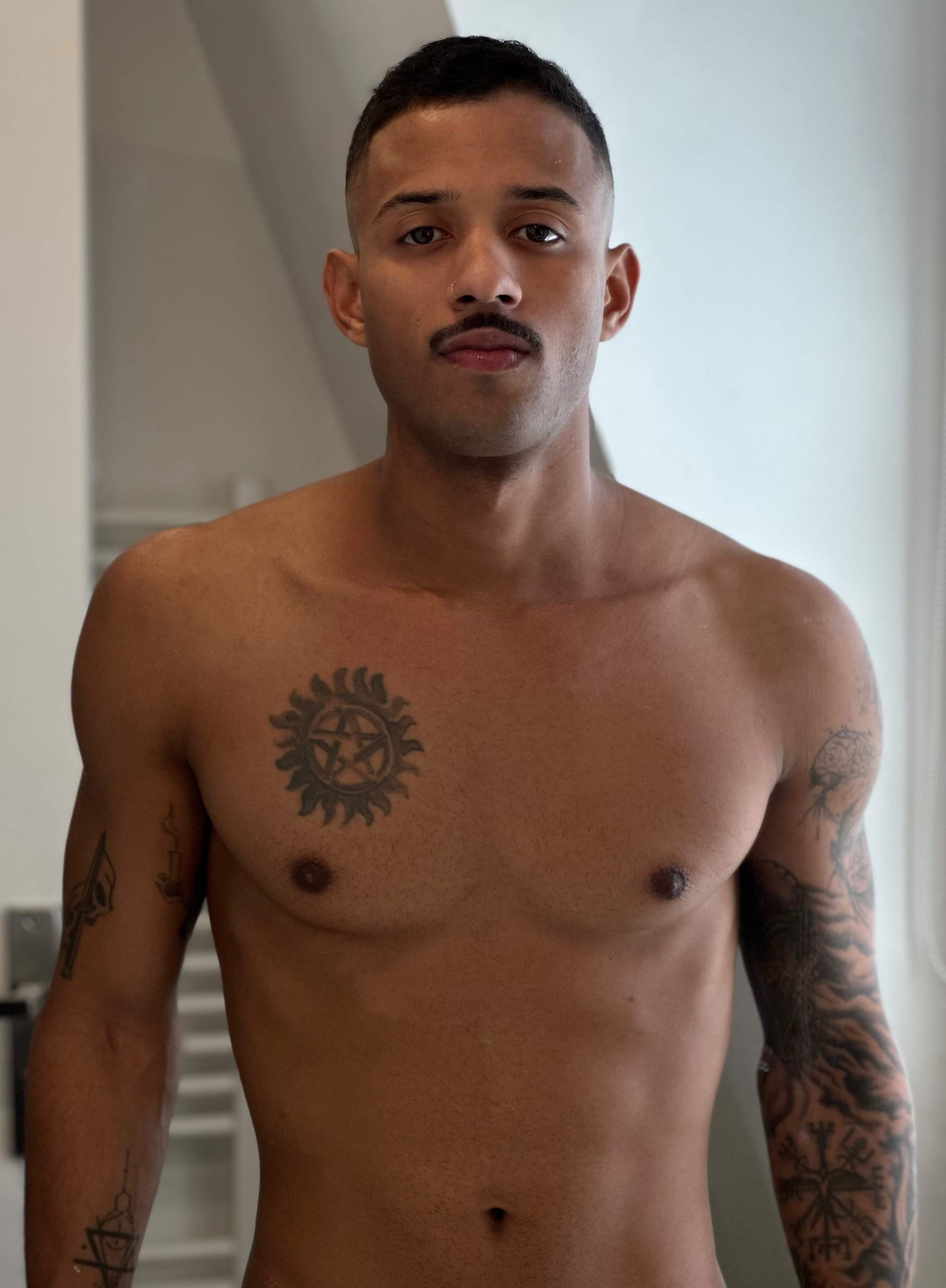 Chris Bueno