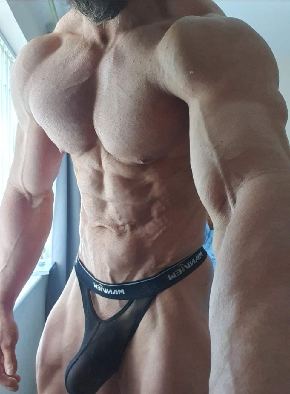 Muscle-bulge