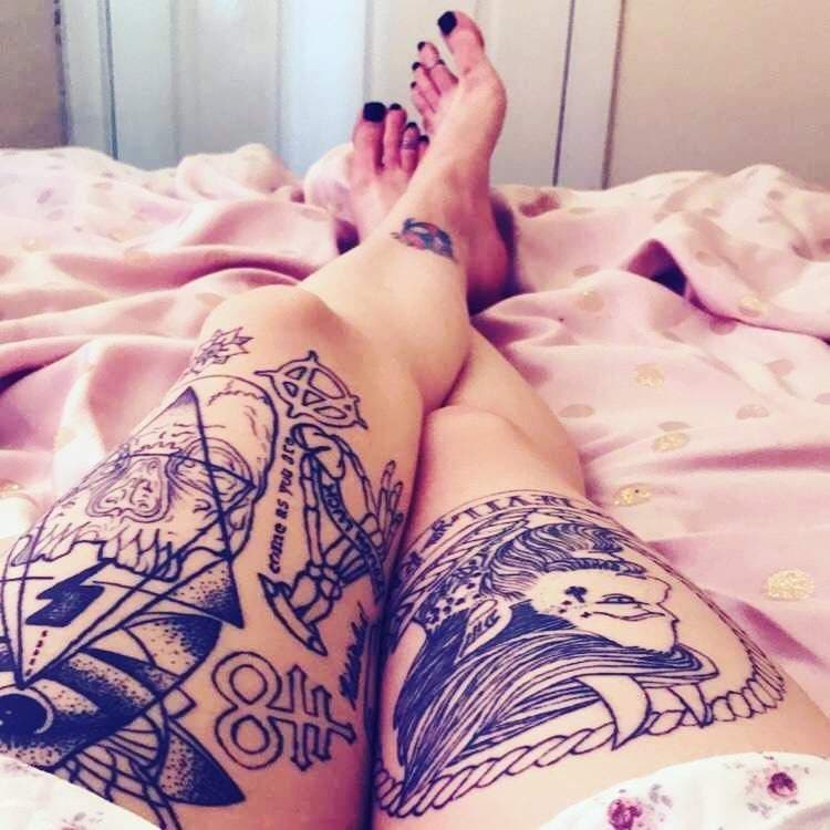 Nicky Feet