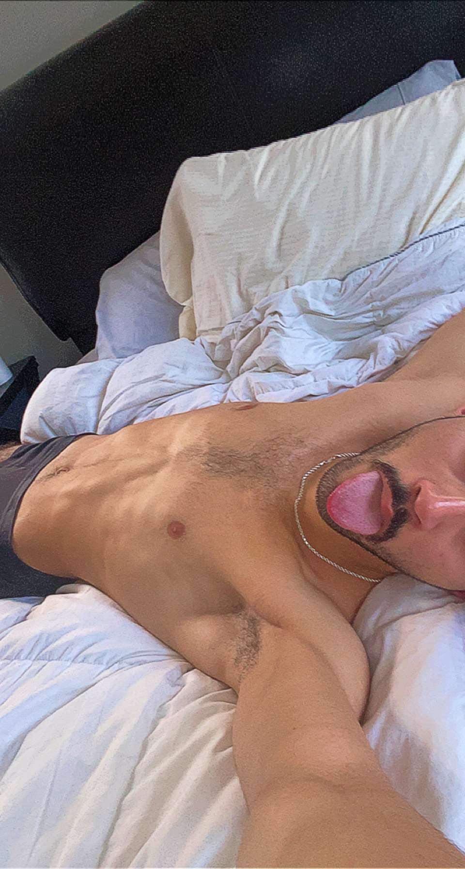 Hung Mixed Guy