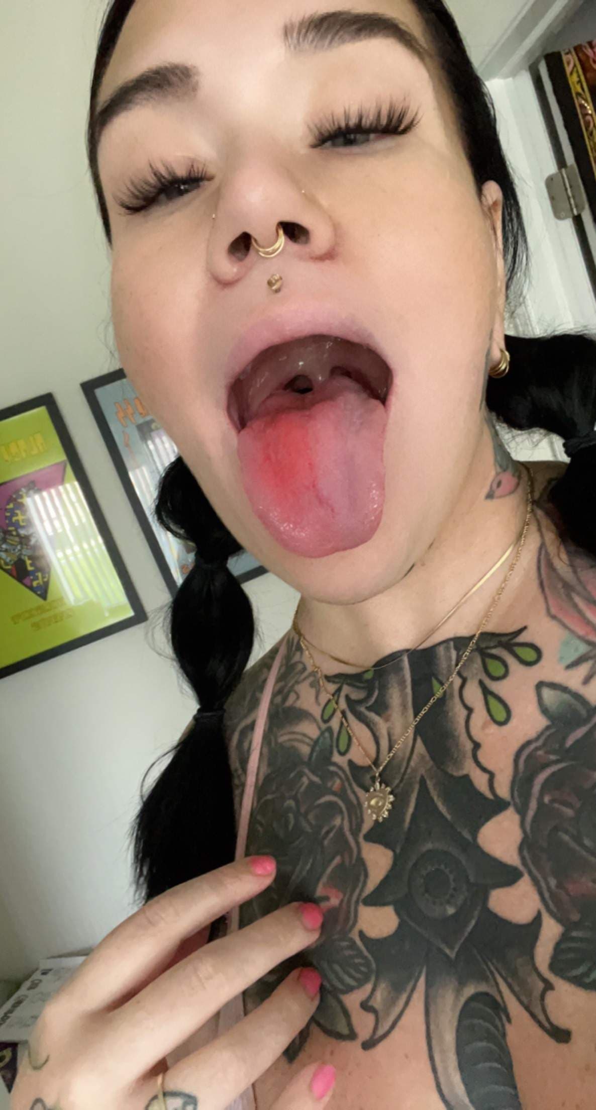 B
