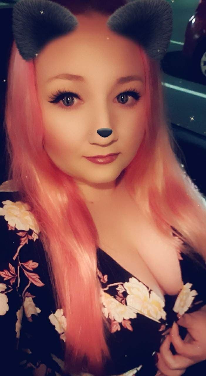Scarlet Foxx