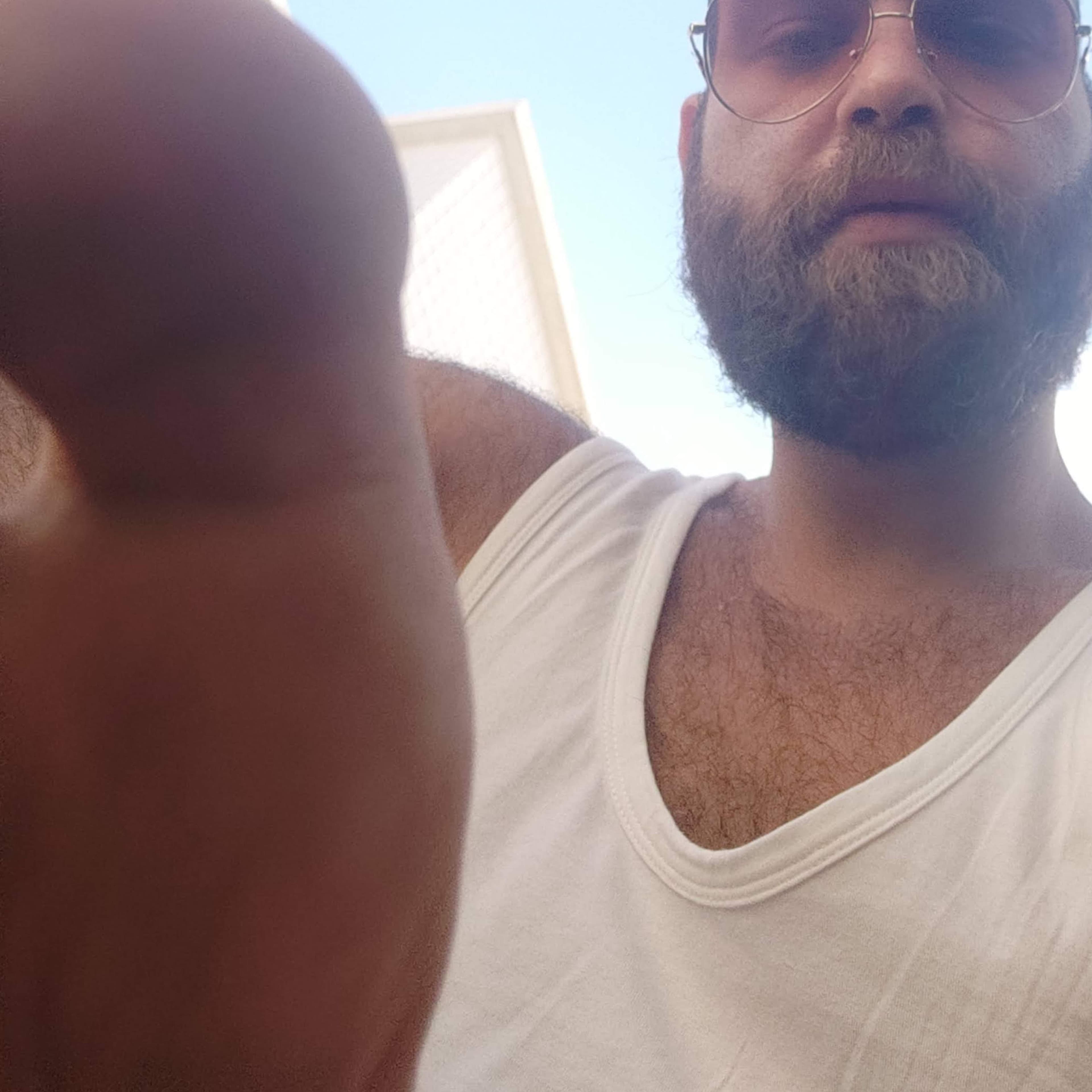 John Tasty Toes 🐶
