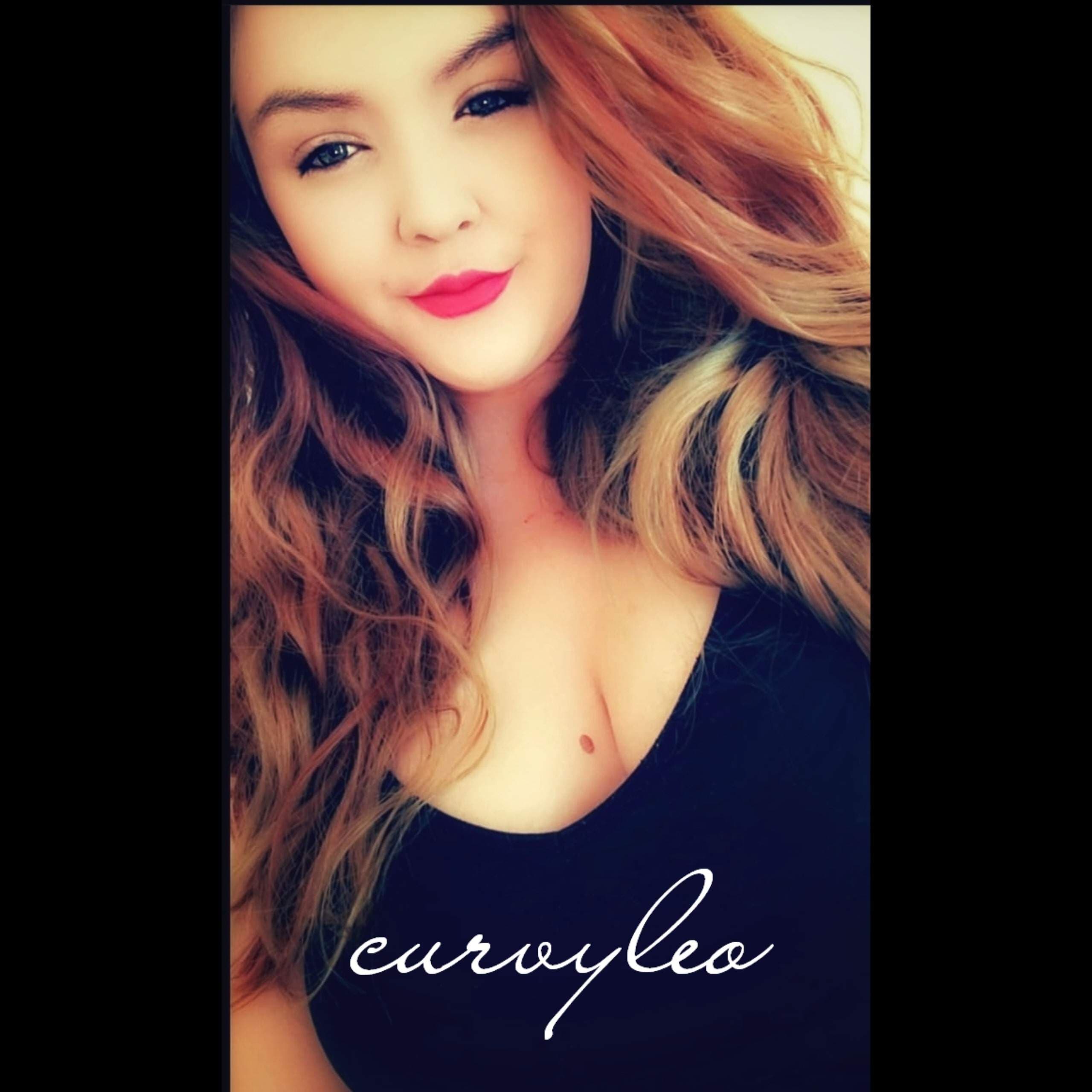 Curvy Leo