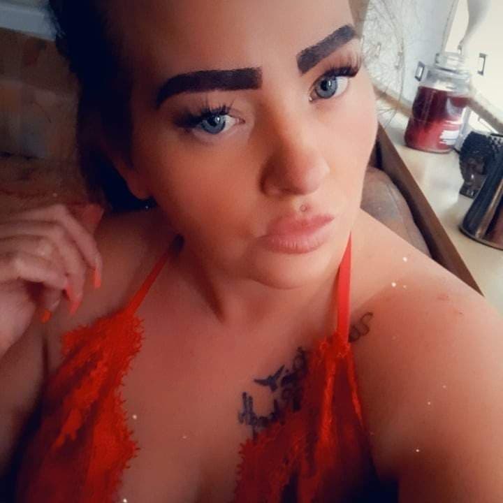 Brunette_Brat_Doll
