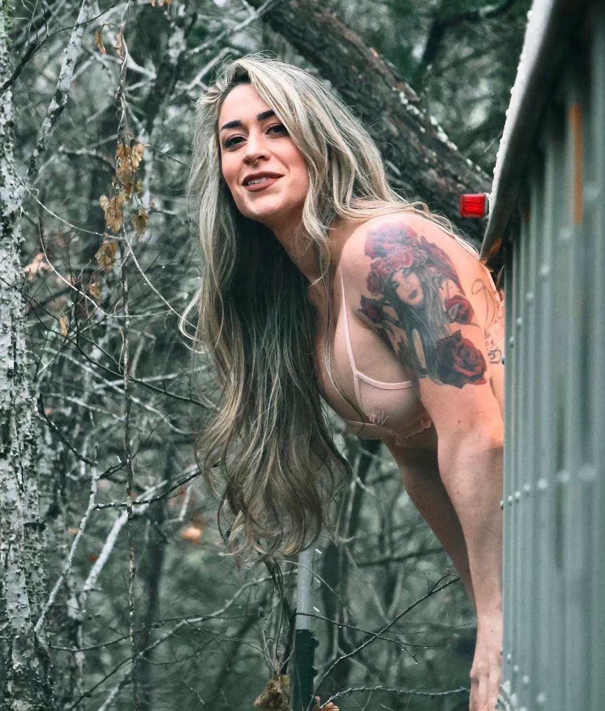 Rachelle.lifts