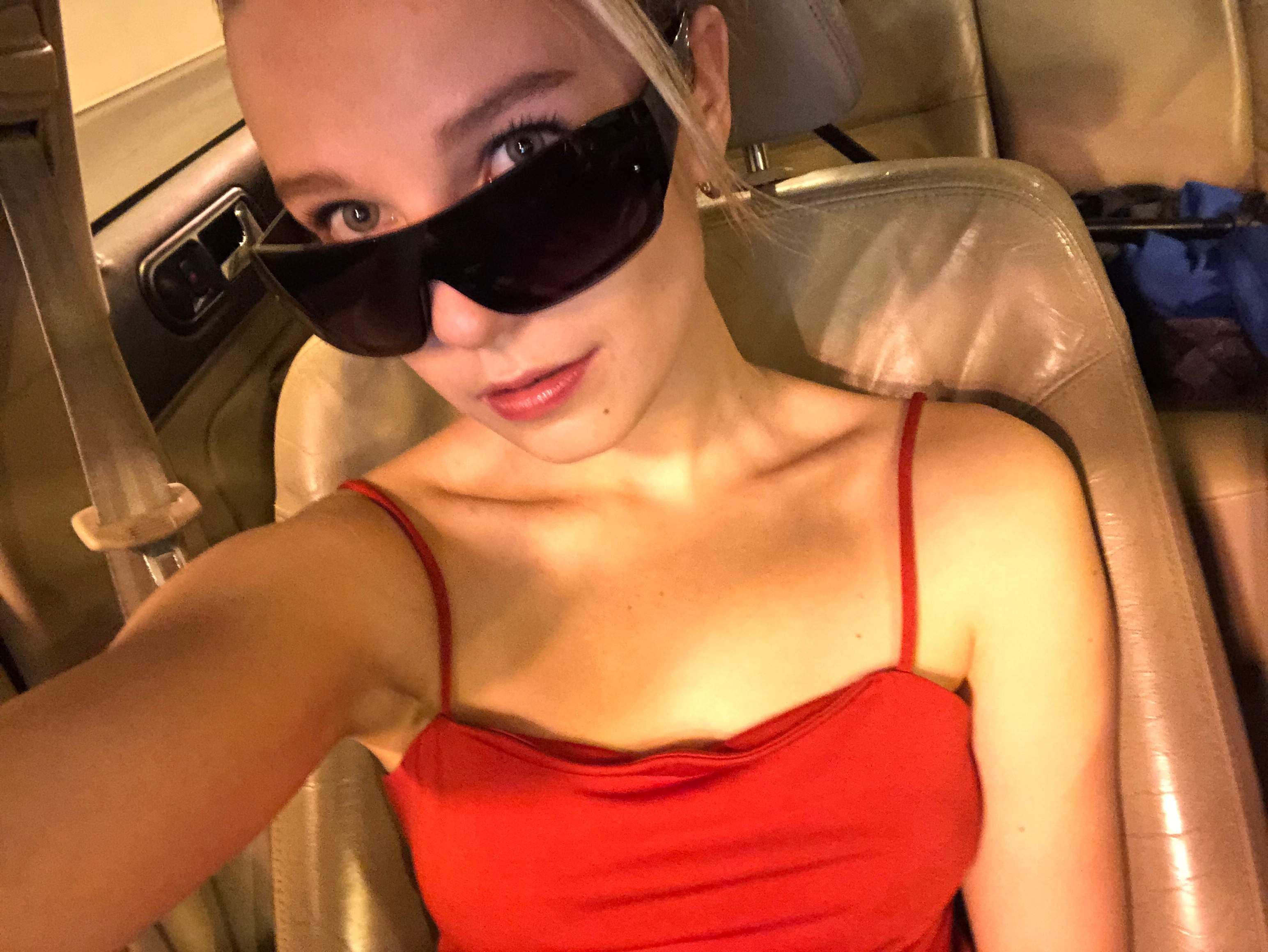 𝐀𝐥𝐞𝐱𝐚 𝐋𝐣𝐮𝐛𝐨𝐯 𝐝𝐚𝐢𝐥𝐲