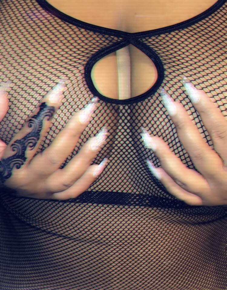 Bella