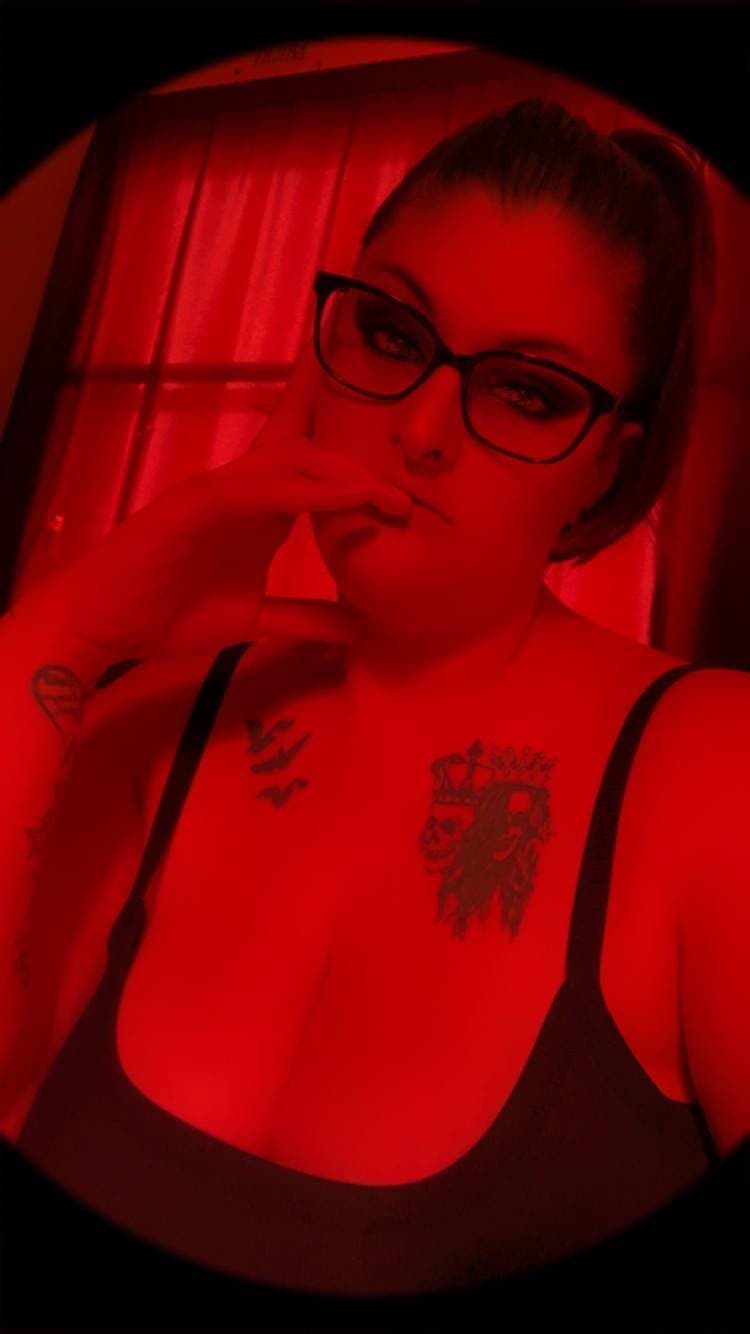 SexyStonerChick😈💋