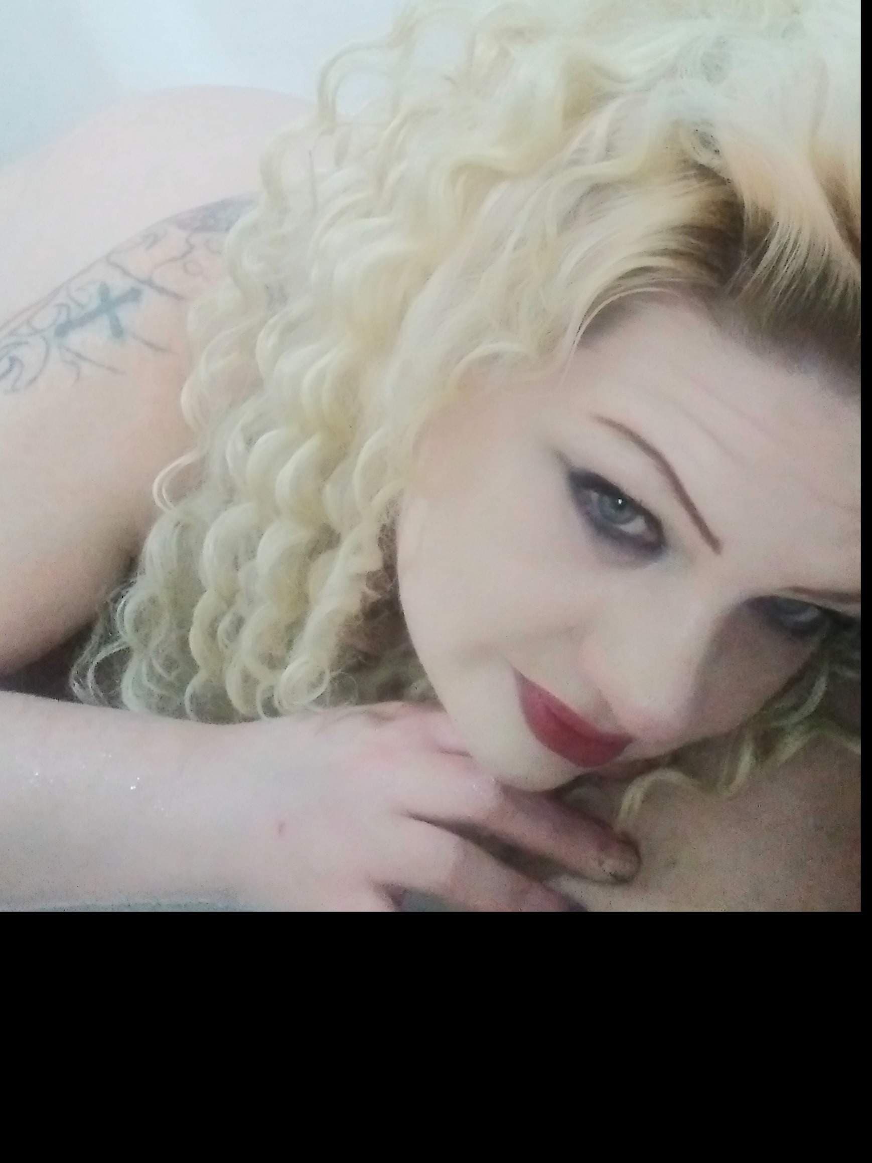 LisaMarie Ireland aka ReDDD