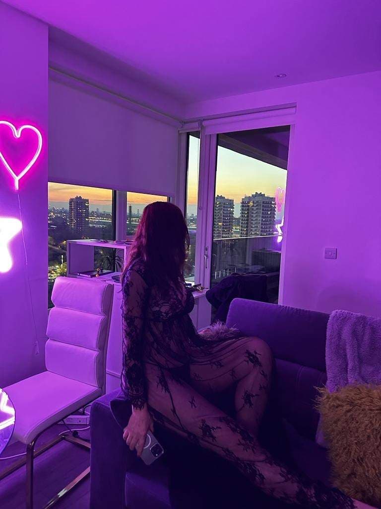 Lora