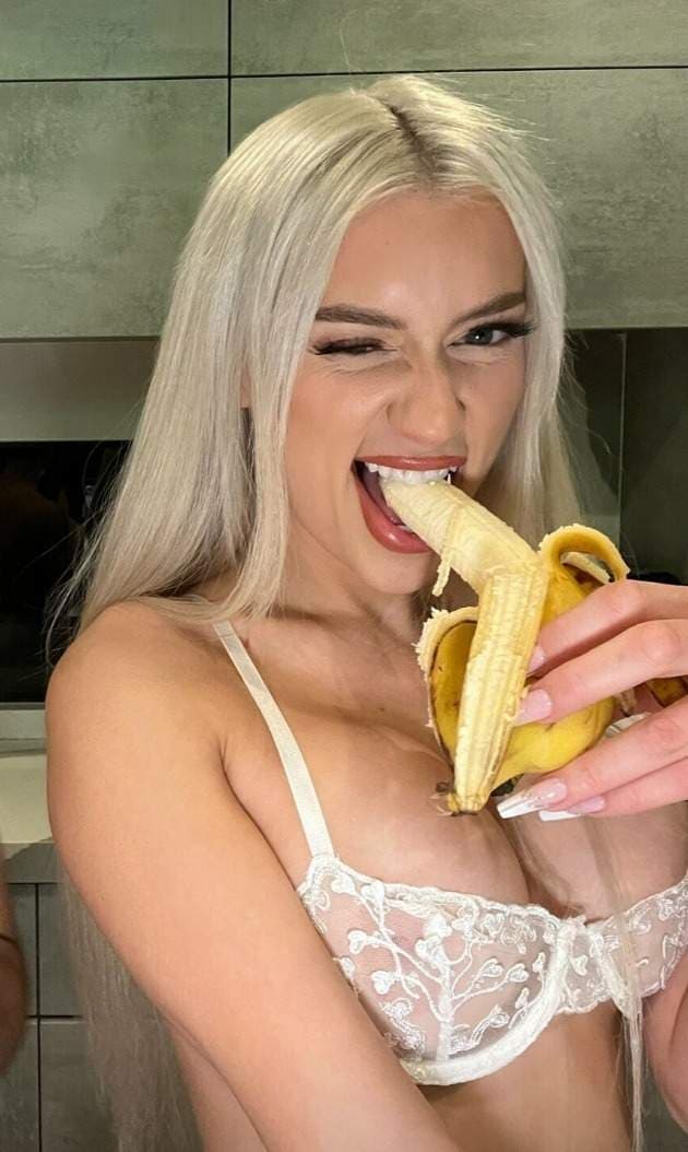 AshlyHub🖤