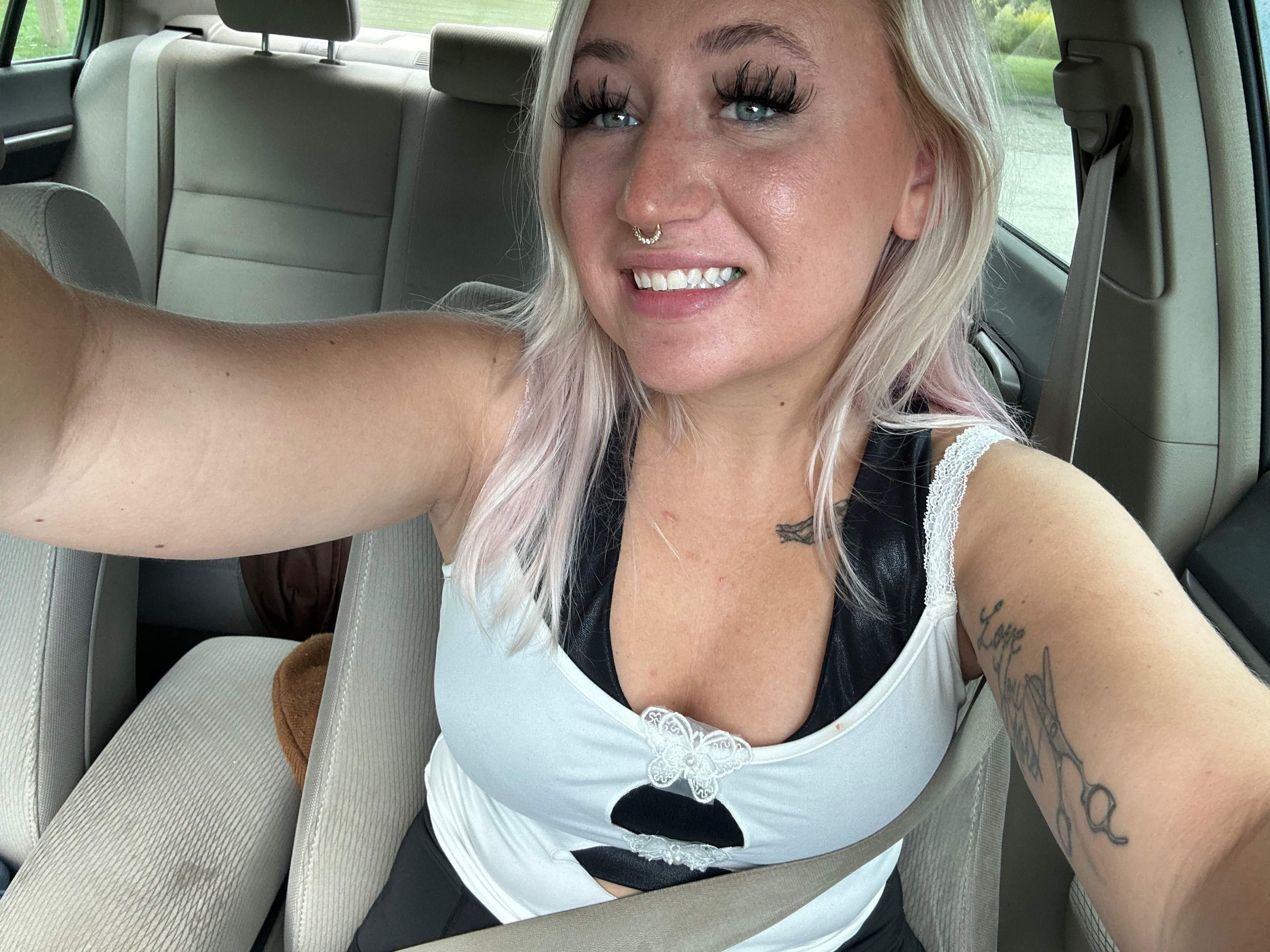Thalia Lynn - Free